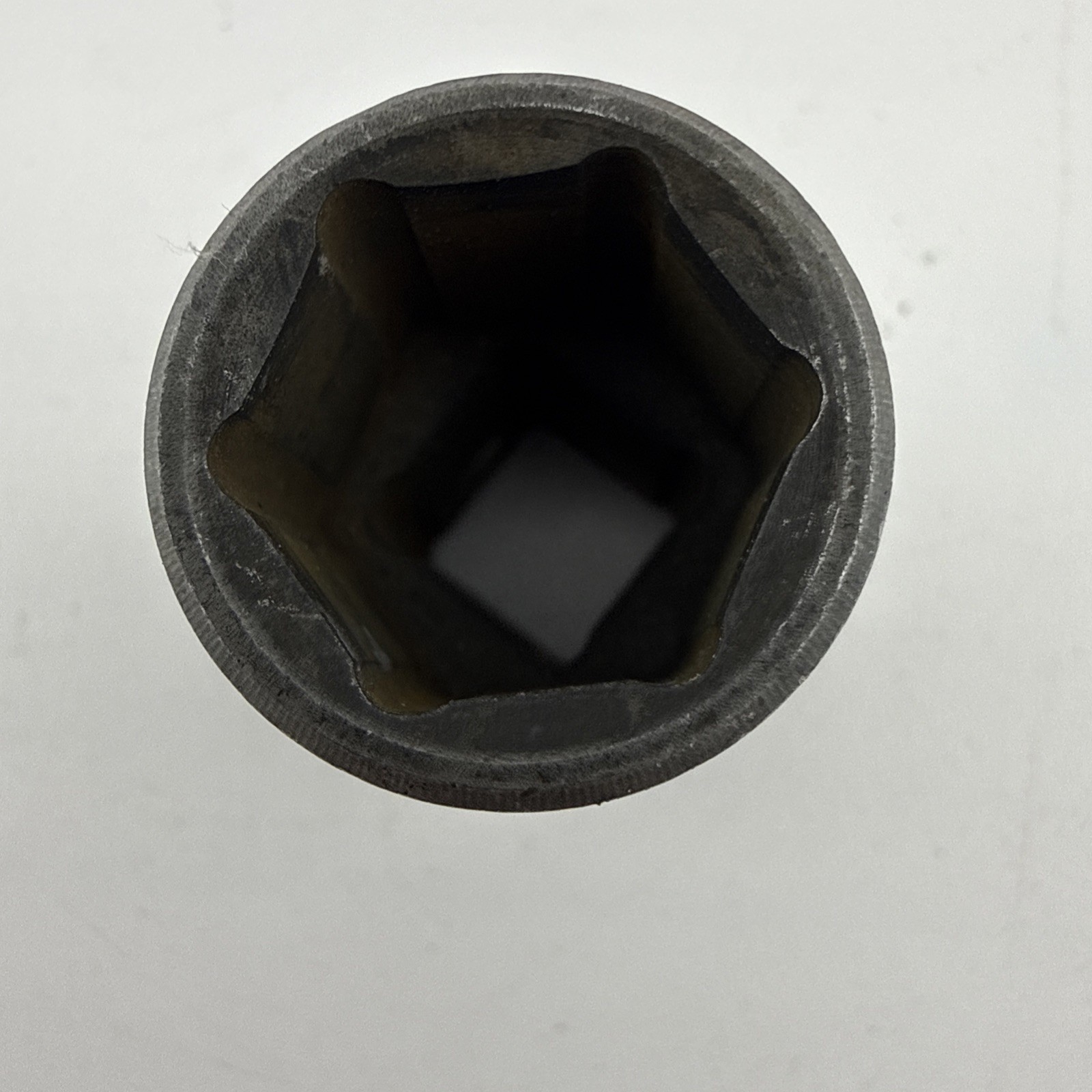 Makita 3/8″ Drive 15mm Metric 6-Point Impact Socket Black Oxide