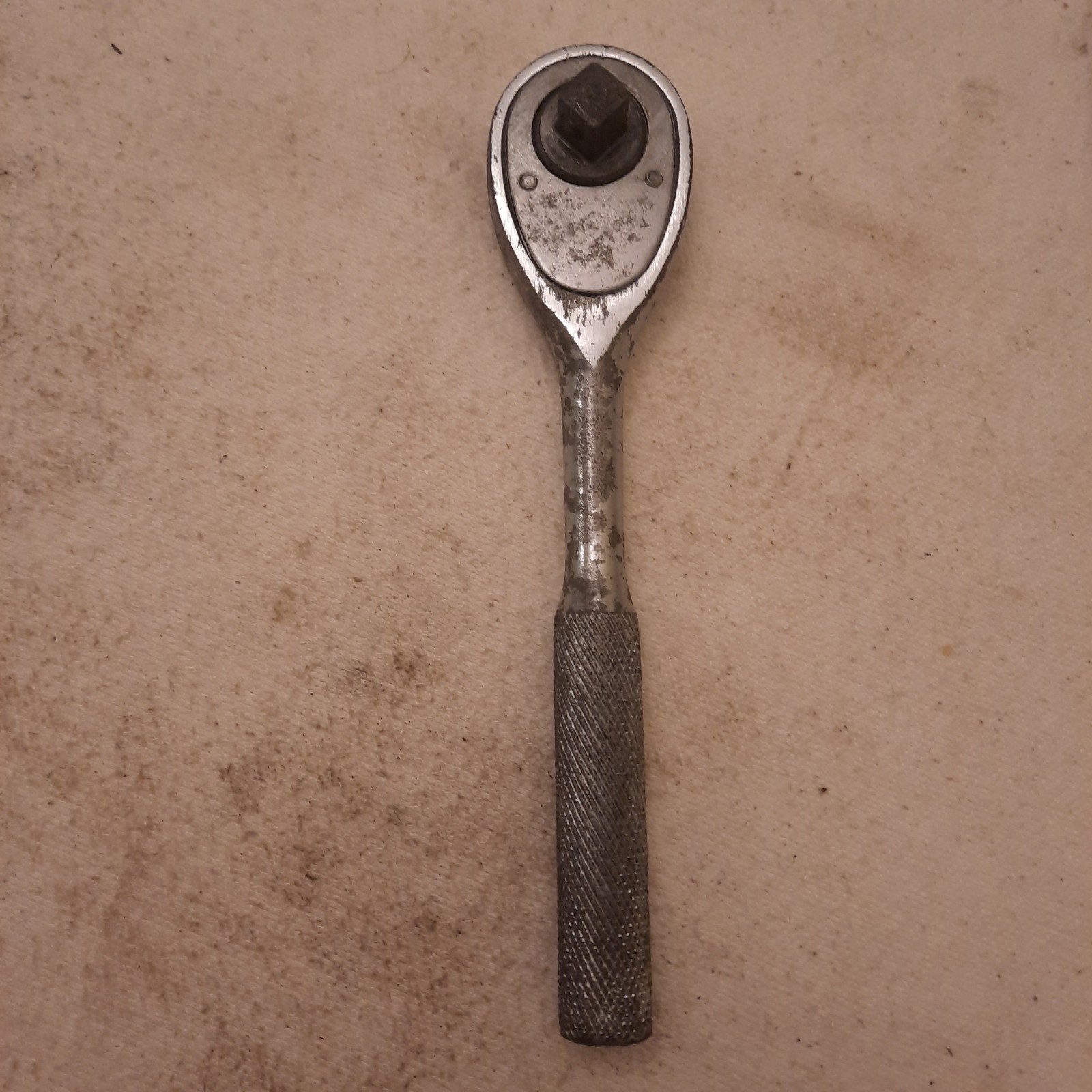 Vintage Fleet (Plvmb) (Penens) MFD 1261 3/8″ Drive Ratchet Knurled Handle. USA.