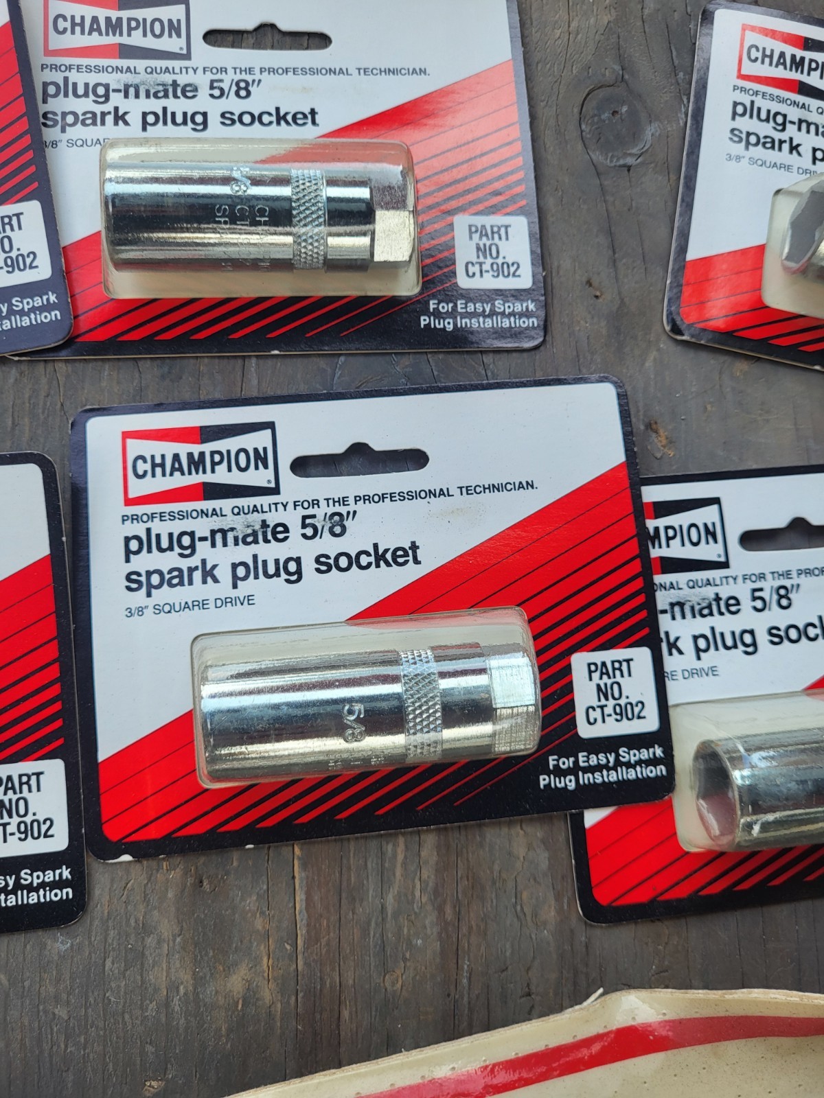 Vintage Champion Plug Master And 8 Plug-mate 13/26 & 9 5/8, FREE SHIPPING