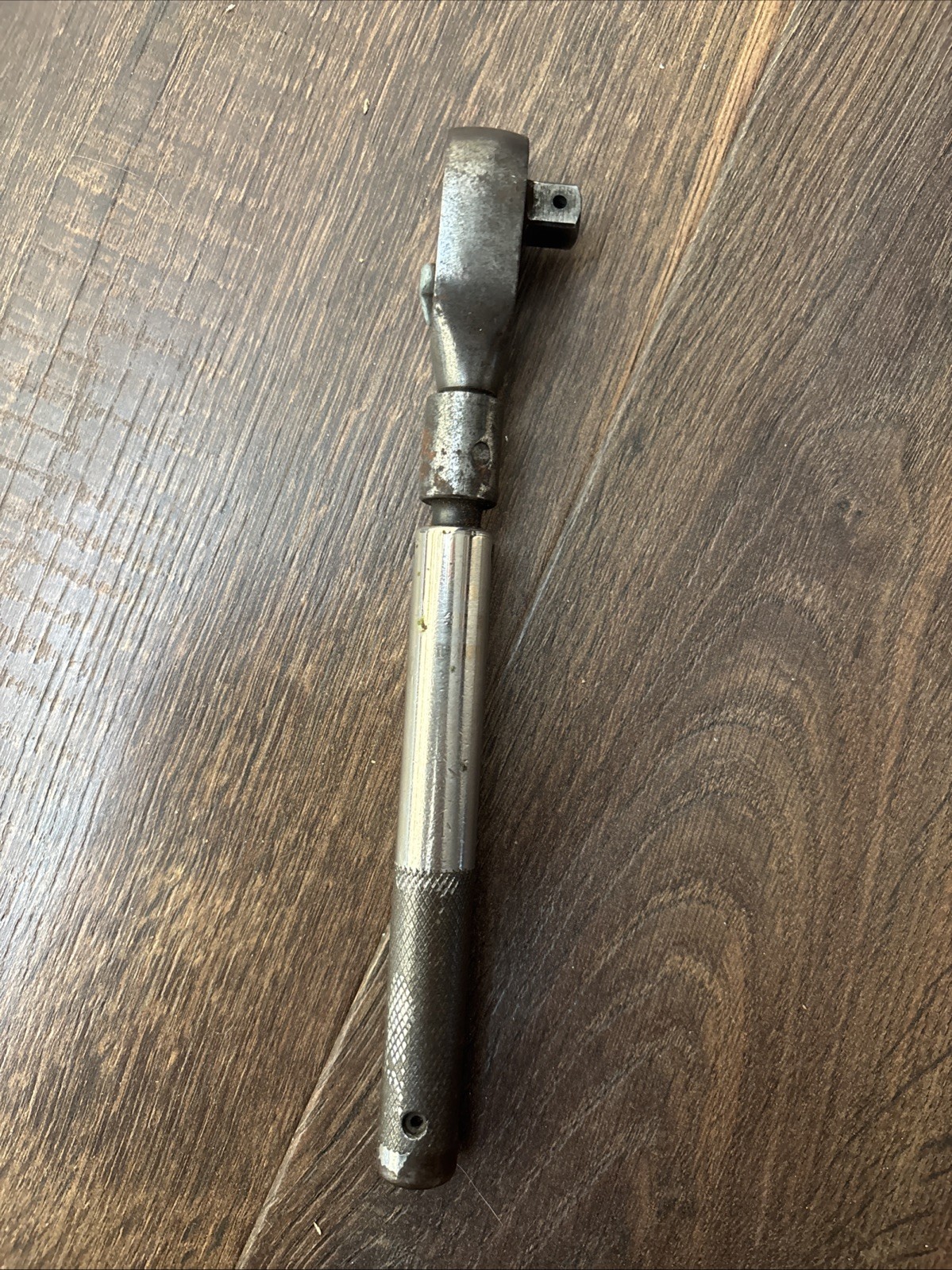 Snap-On 3/8” ratchet, preset torque wrench (15ft lb.)