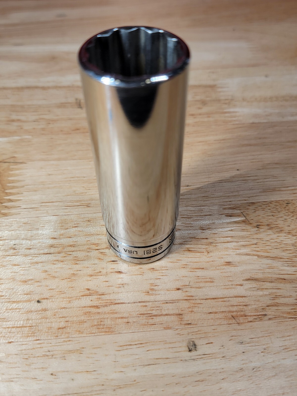 Snap-on Tools S281 7/8″ SAE 1/2″ Drive 12-Point Deep Chrome Socket