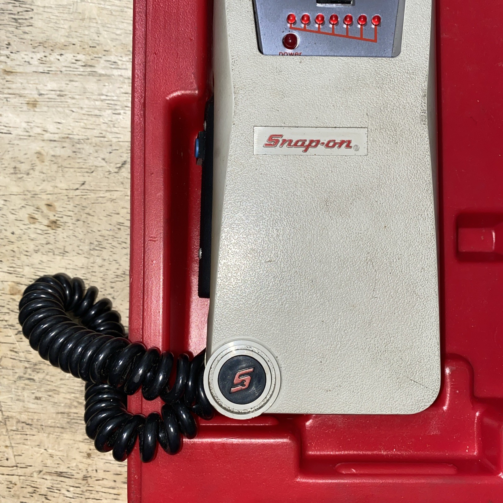 Snap On Tools ACT 5500 Halogen Leak Detector with Case
