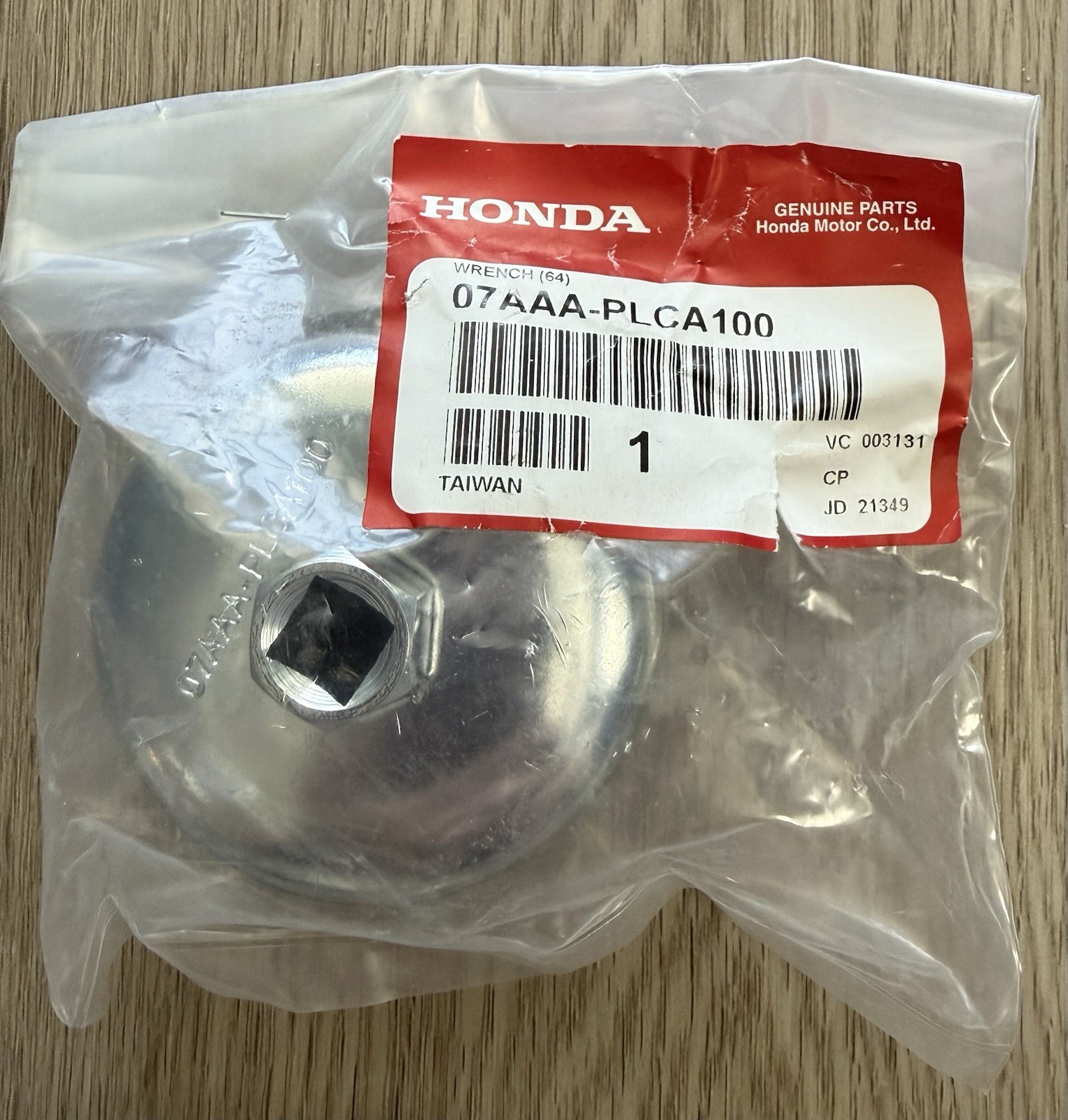 GENUINE HONDA ACURA OIL FILTER WRENCH 65MM 07AAA-PLCA100 & 3 FILTERS 154-PLM-A02