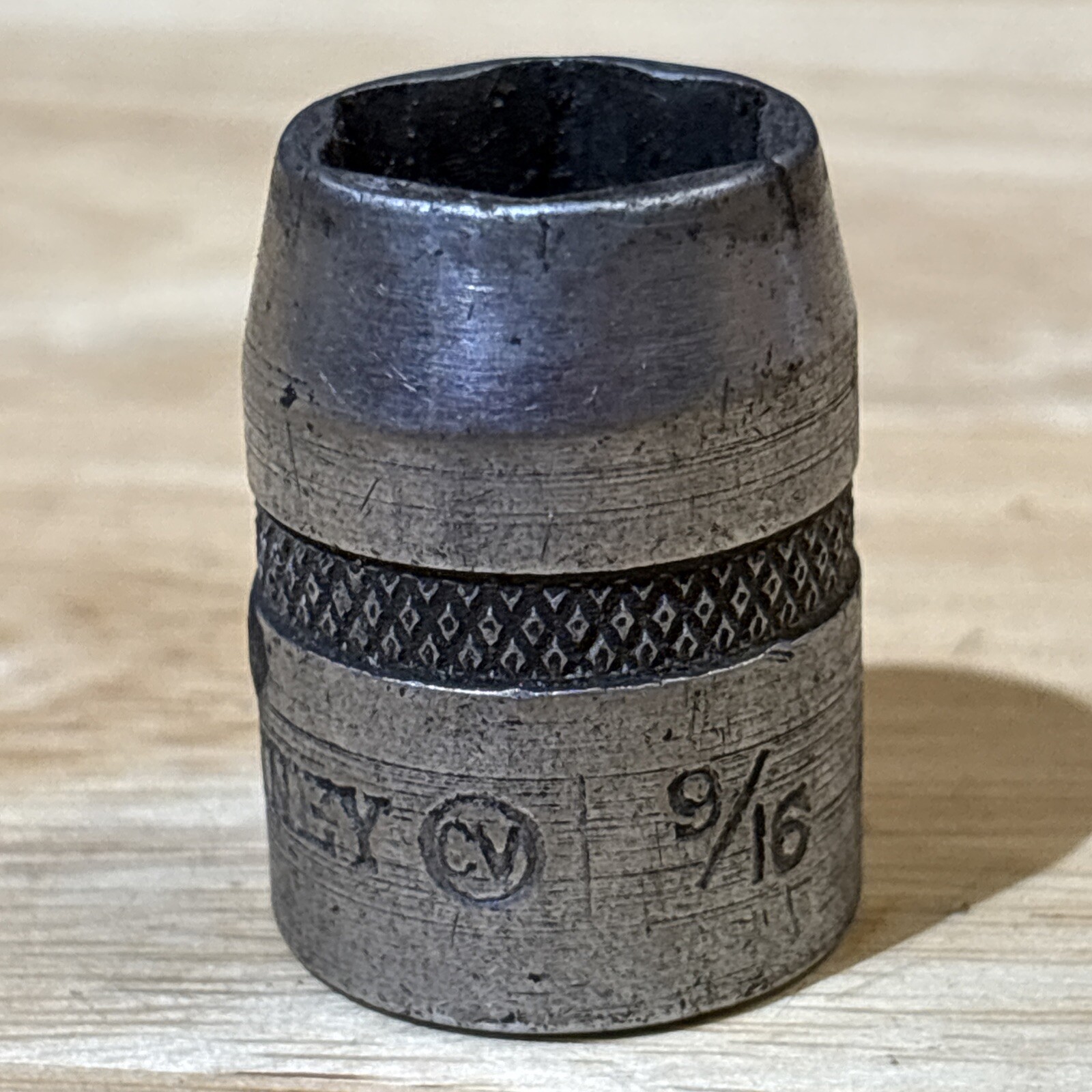 Bonney 9/16″ Shallow Socket 1/2″ Drive 6 Point Knurled F18 Vtg USA READ!