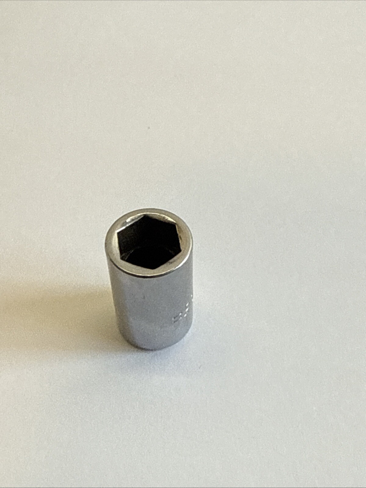MAC TOOLS M116, 1/4″ DRIVE, 11/32″ SOCKET, SHALLOW, 6 POINT.