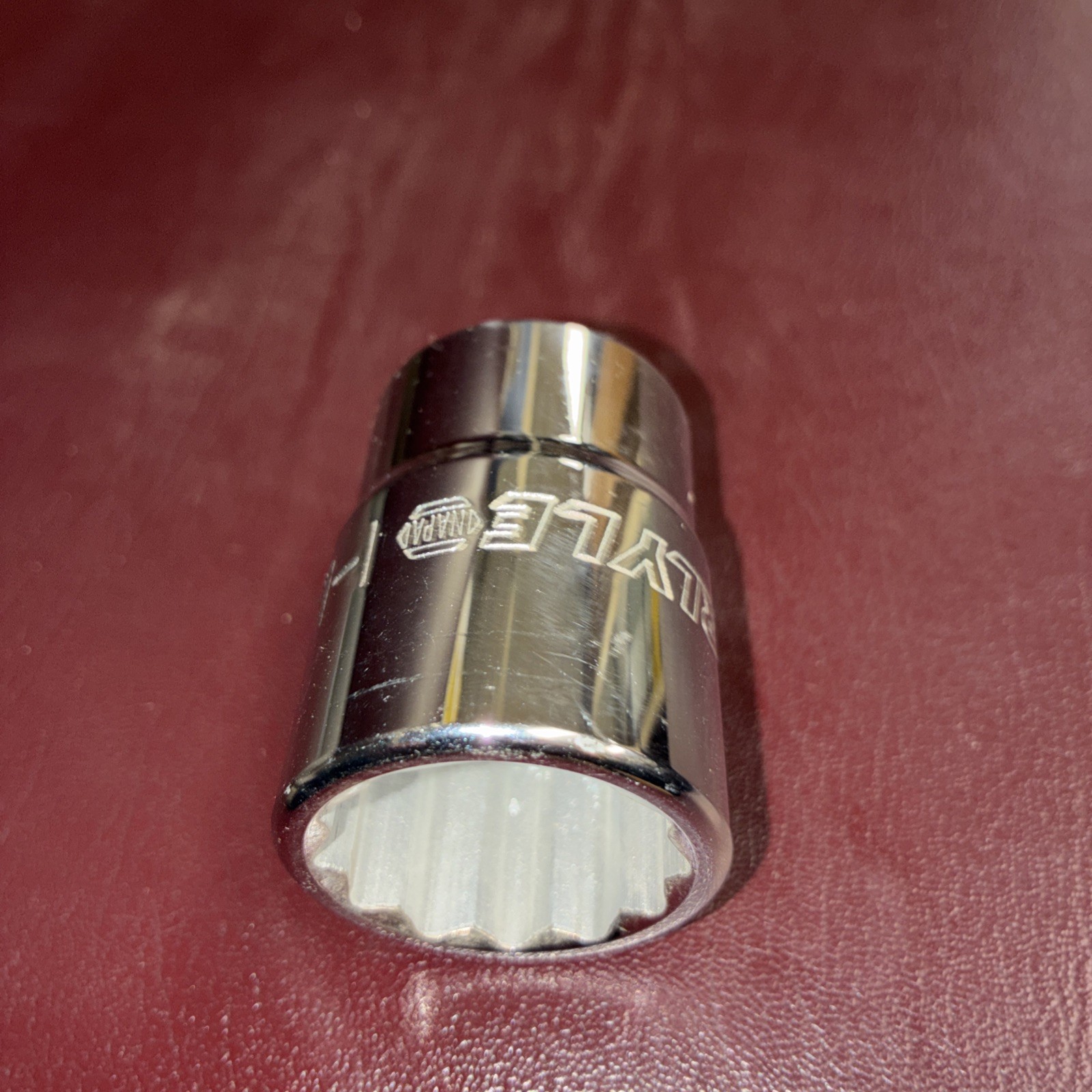 Napa Carlyle 3/4 Drive 1-1/16 Socket