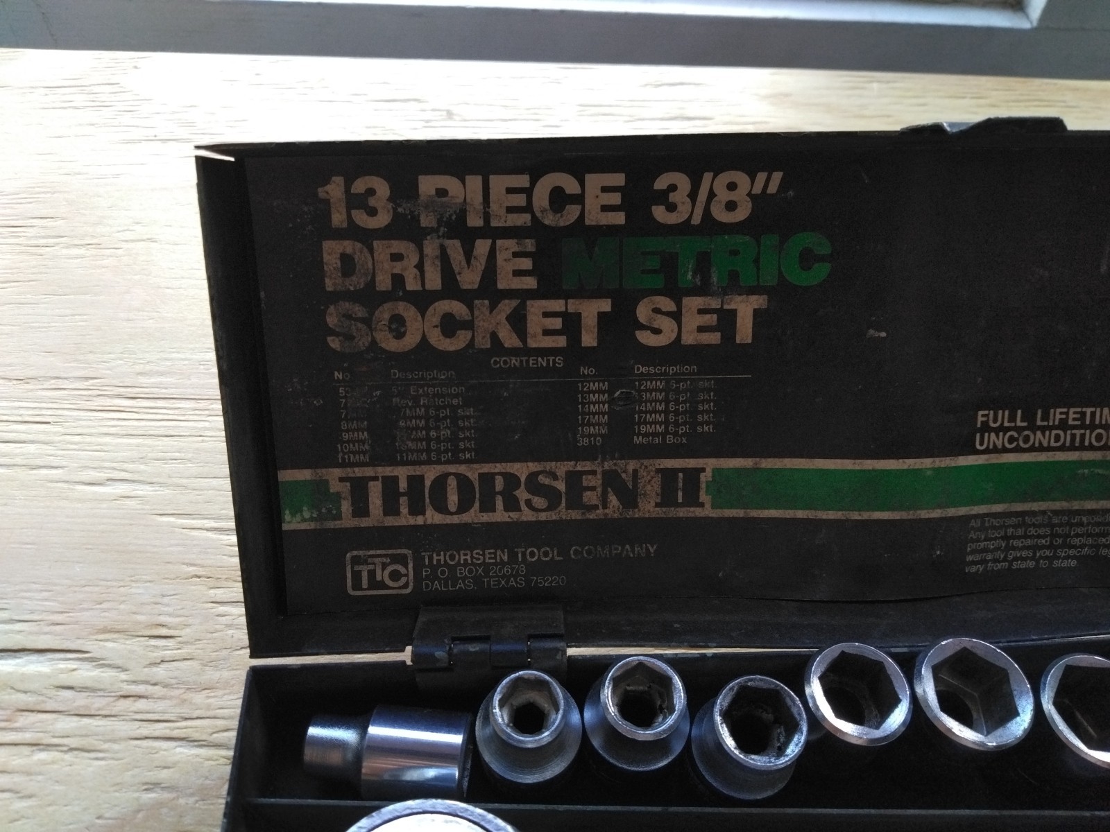 Vintage Thorsen M3813 Piece 3/8″ Metric Socket Set Metal Case Ratchet