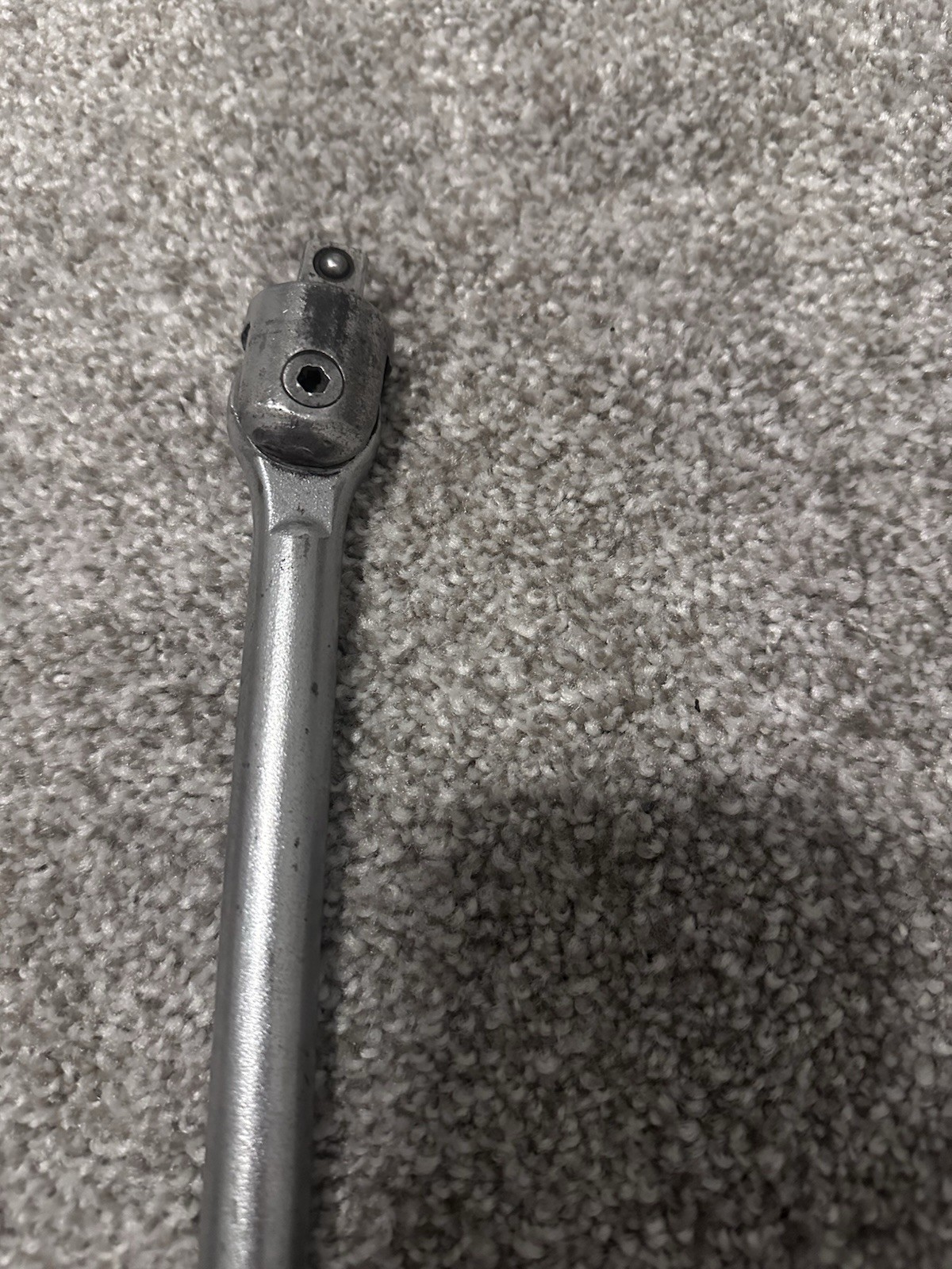 Mac Tool V18F 18” Breaker Bar 1/2” Drive Swivel Head