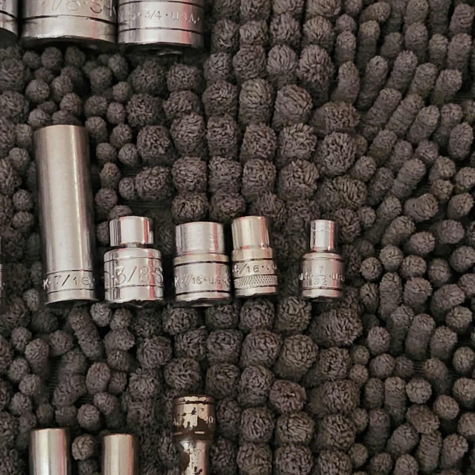 Lot Of 16 SK Tools Sockets – Please see description and photos, NICE condition!