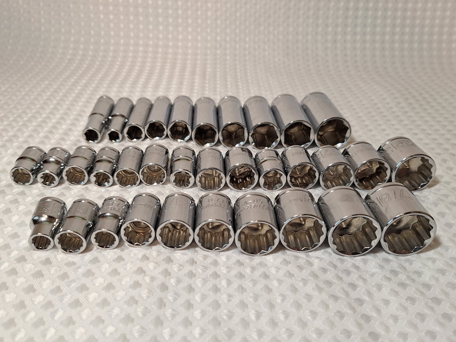 Pittsburg Pro Metric & Standard 6 Point 3/8″ Deep & Regular Socket Set Lot of 34