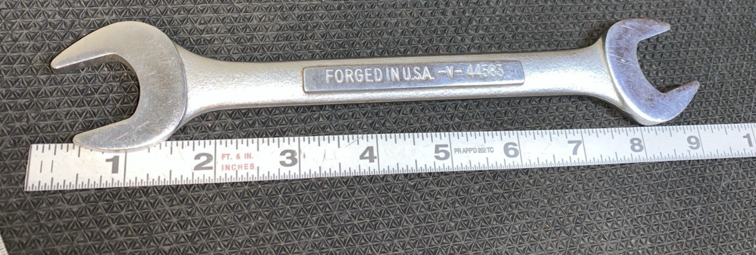 Vintage Craftsman V Series 13/16” x 25/32” SAE Double Open End Wrench USA 44583