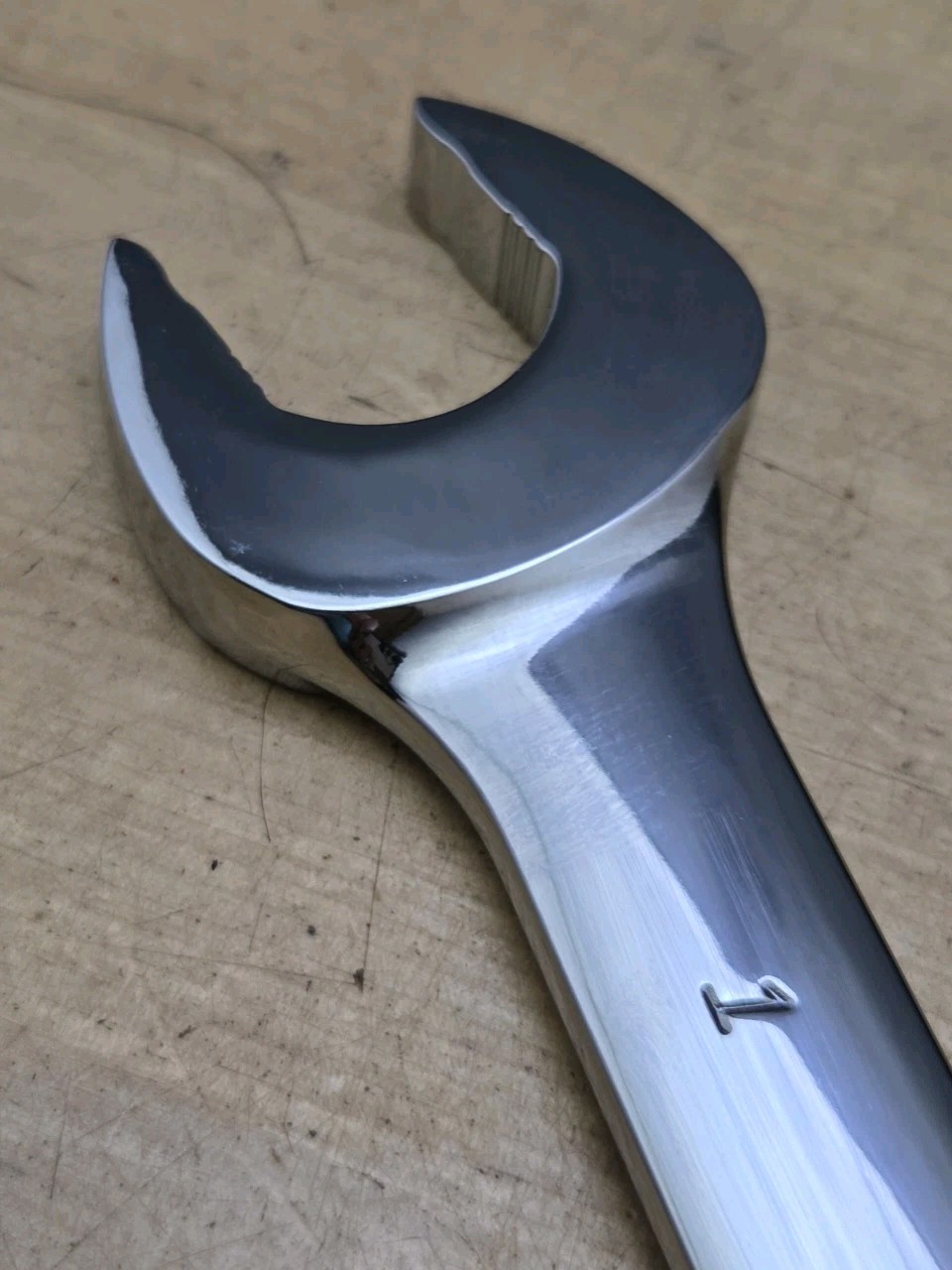 New Snap On SOEX32 – 1″ Standard Handle 12 Pt Chrome Combination Wrench