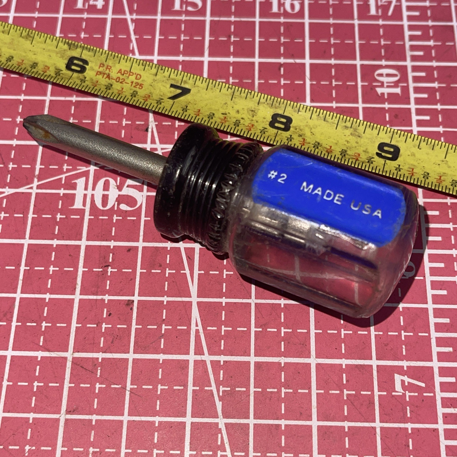 Husky USA Stubby No 2 Philips Screwdriver #2 Phillips Lifetime Warranty 681-107