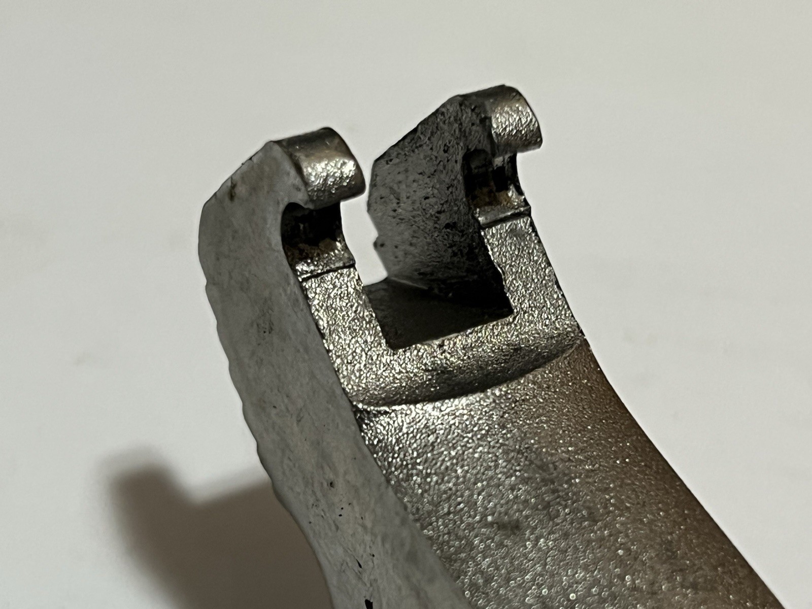 Proto 801 Chain Pipe Wrench 12″ Long with 16″ Chain Made in USA 5″ Diameter
