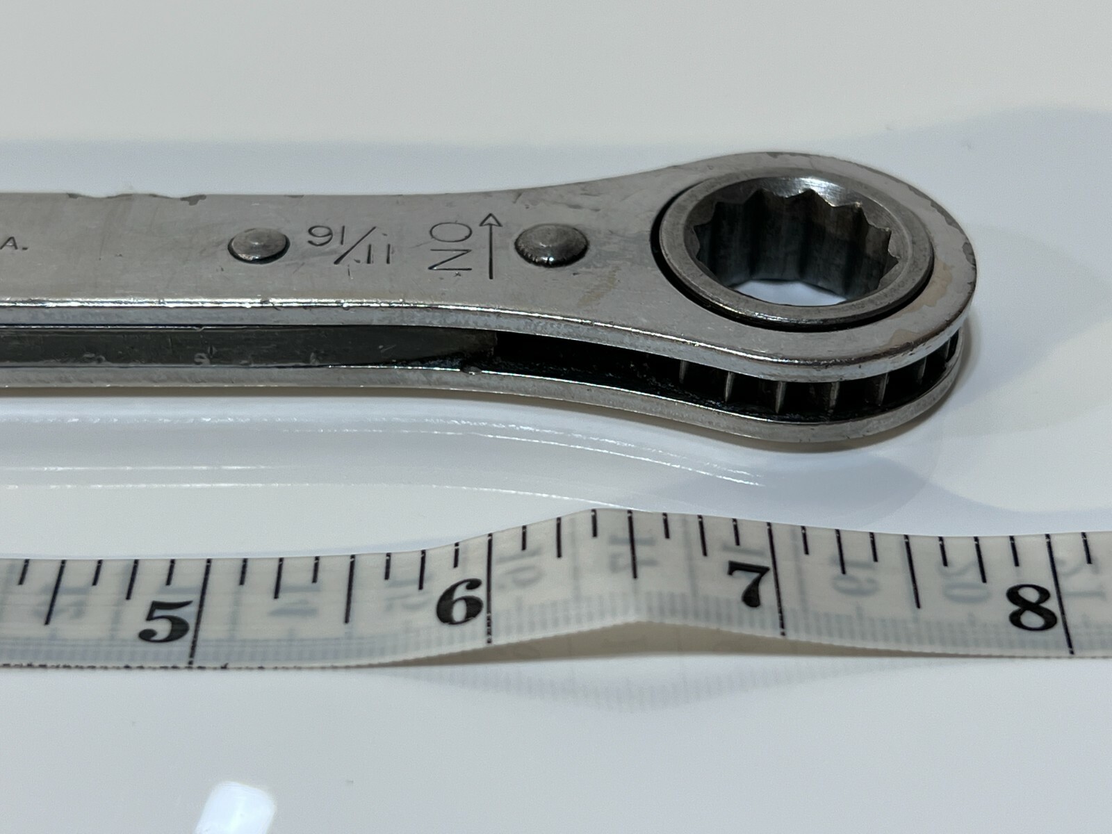 PROTO No. 1194 SAE 5/8″ x 11/16″ Box-End Ratcheting Wrench – 12 Point – USA Made