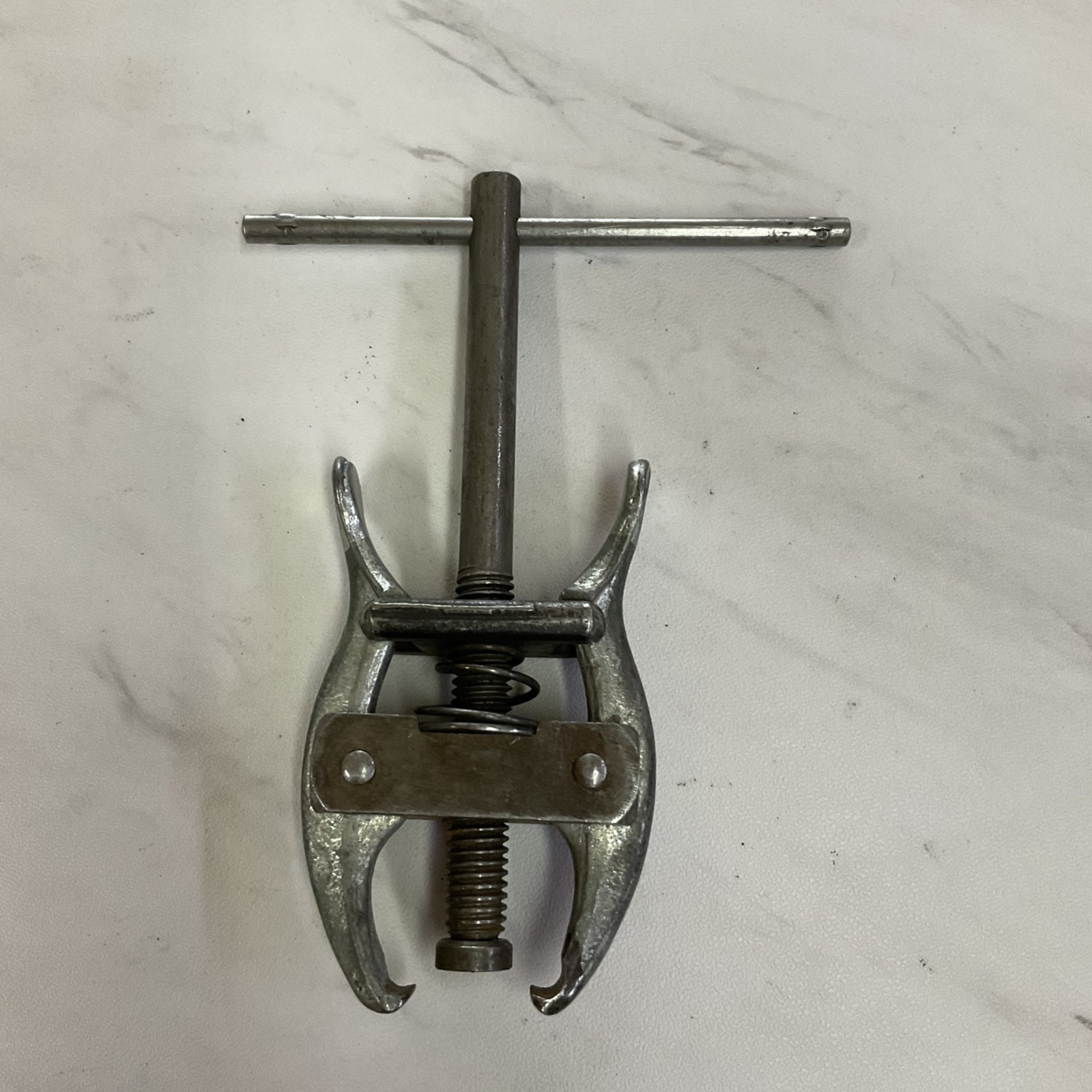 Blue Bird No. 21 Spring Loaded Battery Terminal Puller USA !!SHIPS FREE!!