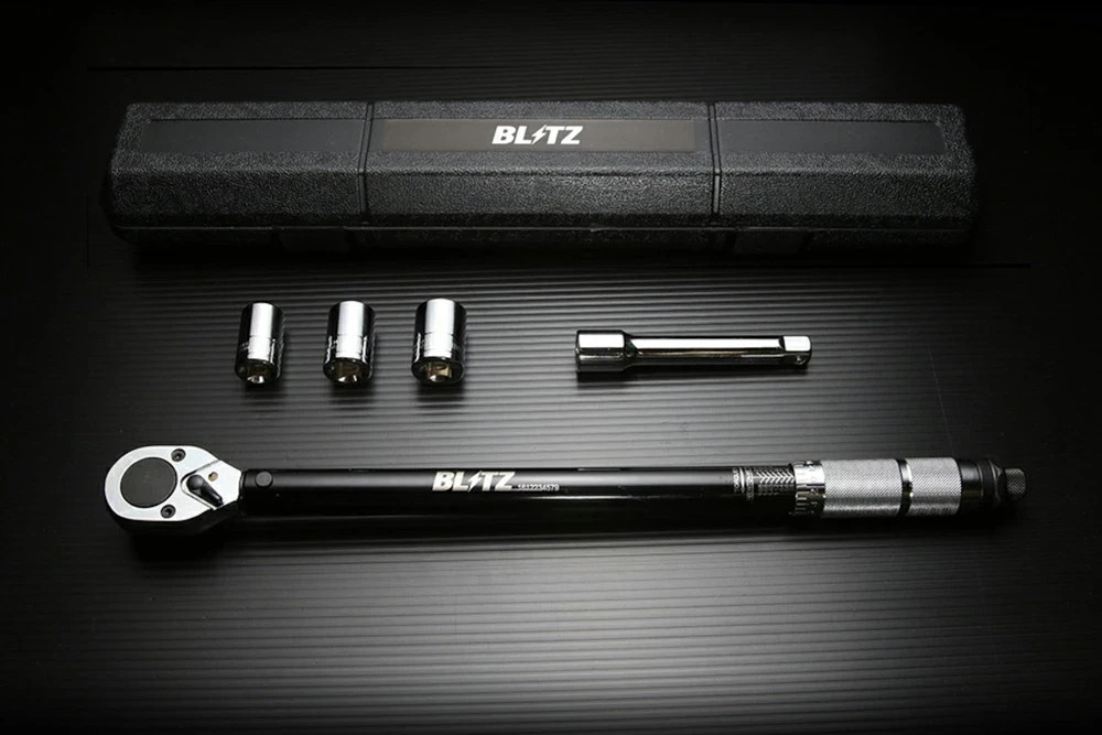 BLITZ Torque Wrench Tool Set 1/2in 28-210Nm Sockets Case Calibrated 13968 Japan