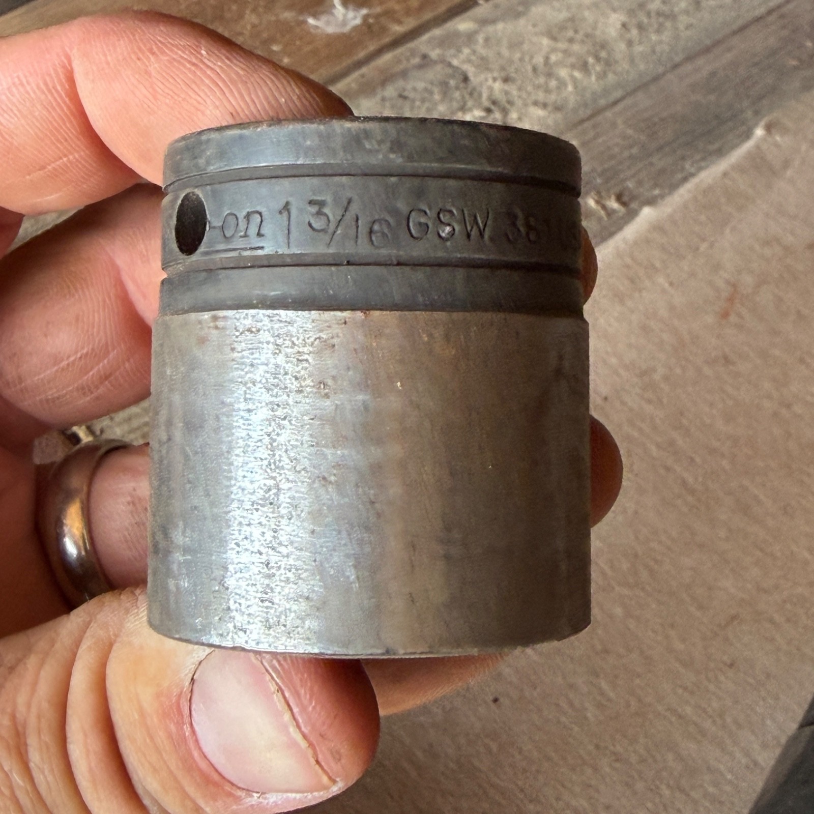 Snap-On 1/2″ Drive 12-Point SAE 1-3/16″ Shallow Socket