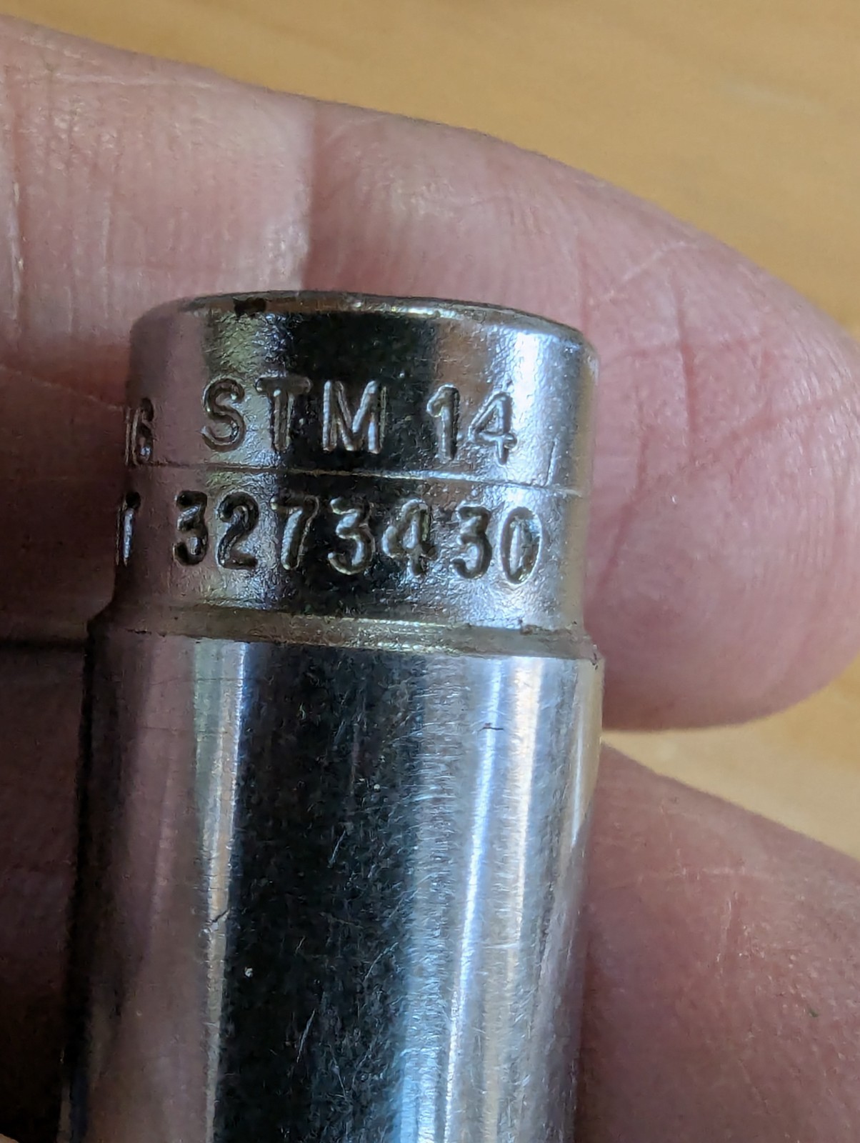 Snap On Tools 7/16″ & 9/16 1/4″ Drive Deepwell Chrome Socket 6 point STM14 STM18