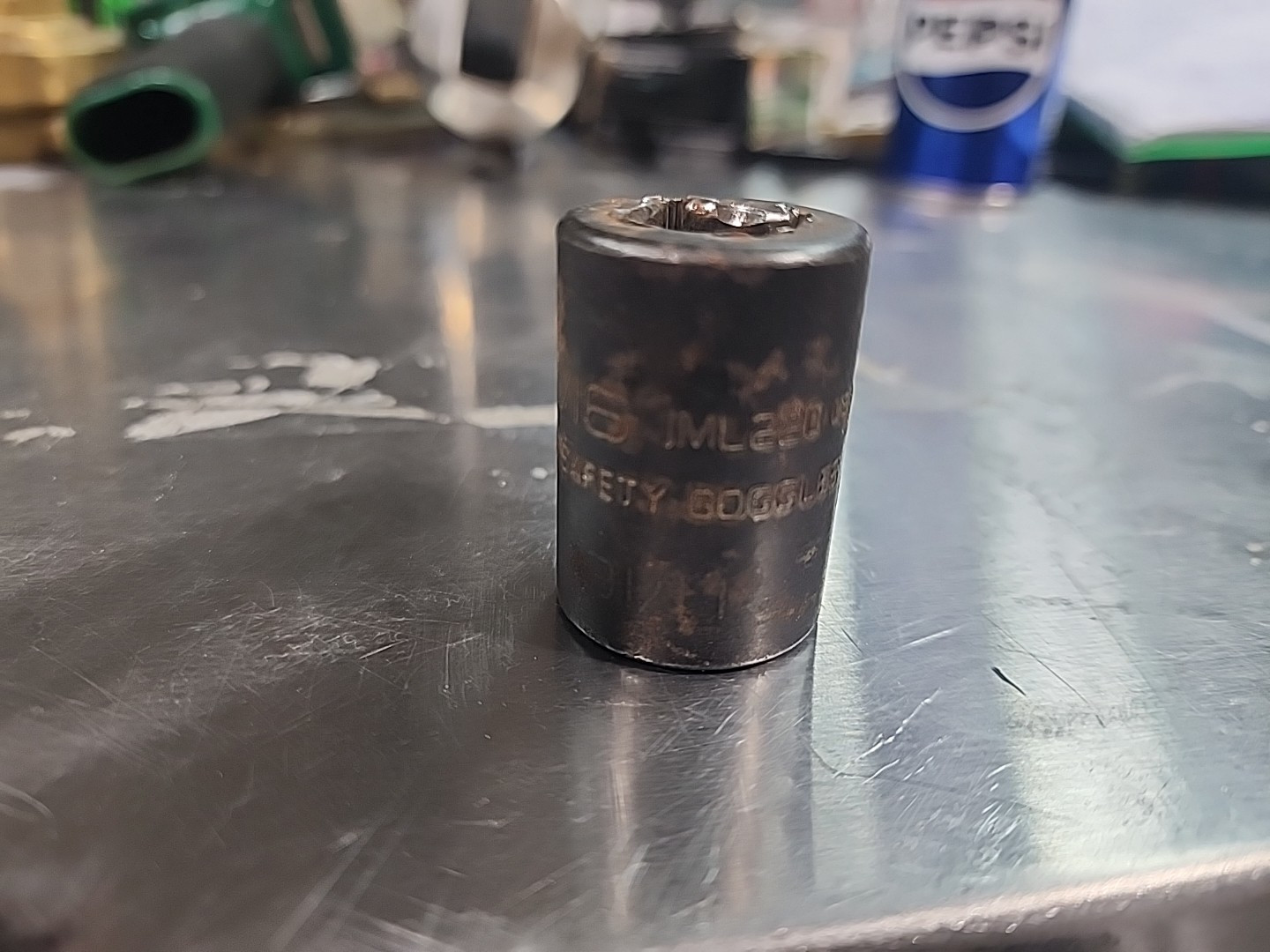 Snap-On Tools IML220, 11/16″, 1/2″ Drive, 6 Point, Short Impact Socket