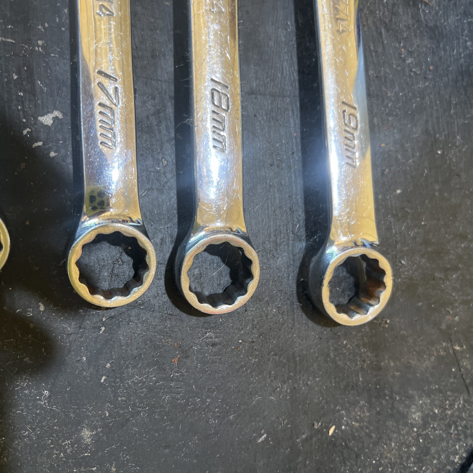 Snap-on 10pc 12pt Metric Flank Drive Plus Combination Wrench Set SOEXM710