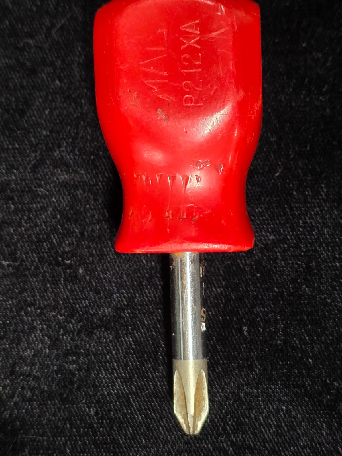 Mac Tools P212XA #2 Stubby Phillips Head Screwdriver Red Handle