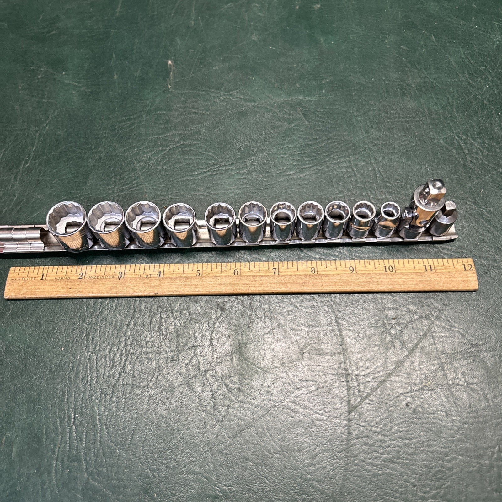 Craftsman 13 pc Socket Set 3/8 Drive 12 Point METRIC 9mm-19mm W/ Rail + extras