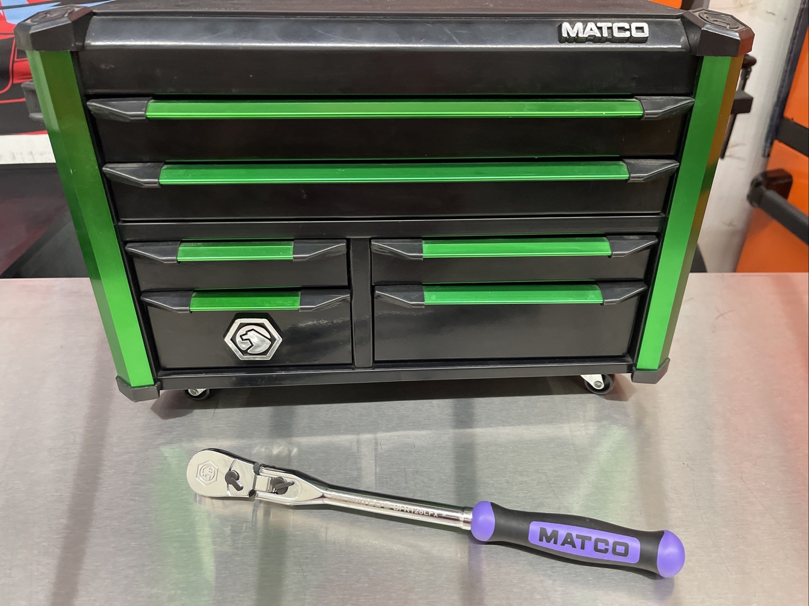 NEW Matco Tools BFR128LFP 3/8″ DRIVE 12-1/2″ LOCKING FLEX HEAD RATCHET PURPLE
