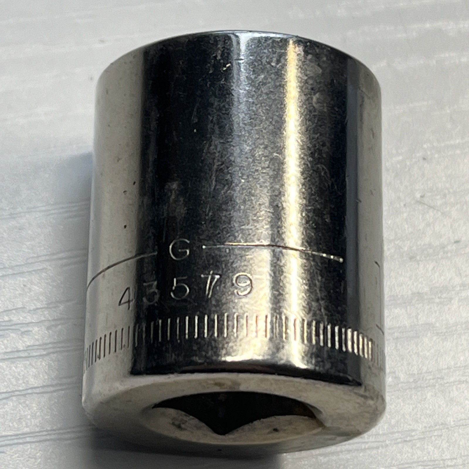 Craftsman 18mm Shallow Socket 3/8″ Drive 6 Point G Series 43579 USA