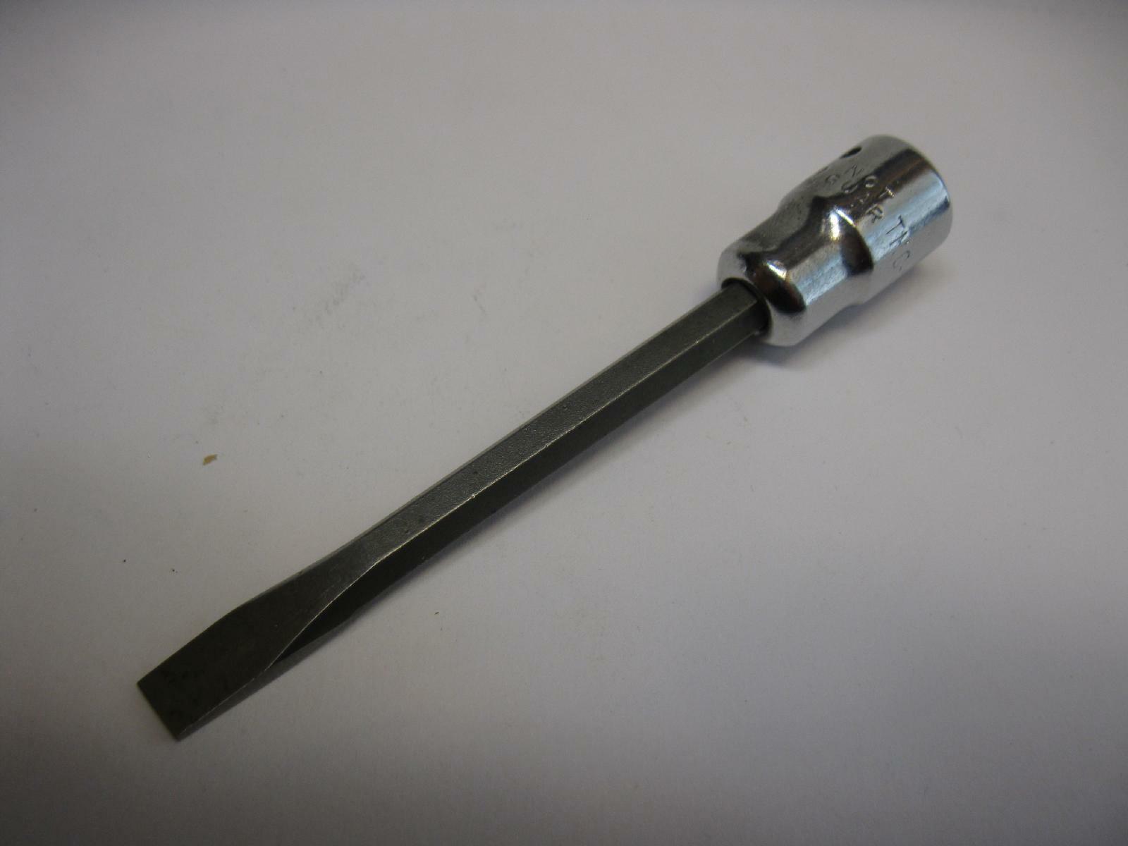 Snap-on tools 1/4″ drive 1/4in. Flat Tip Screwdriver Socket TMC-105 Nice!
