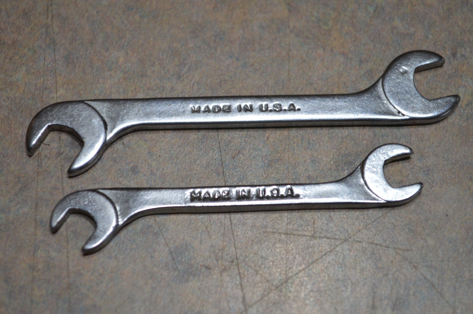 New Britain E114, E122 – 2pc Open End Angled Ignition Wrenches 13/64″ to 19/64″