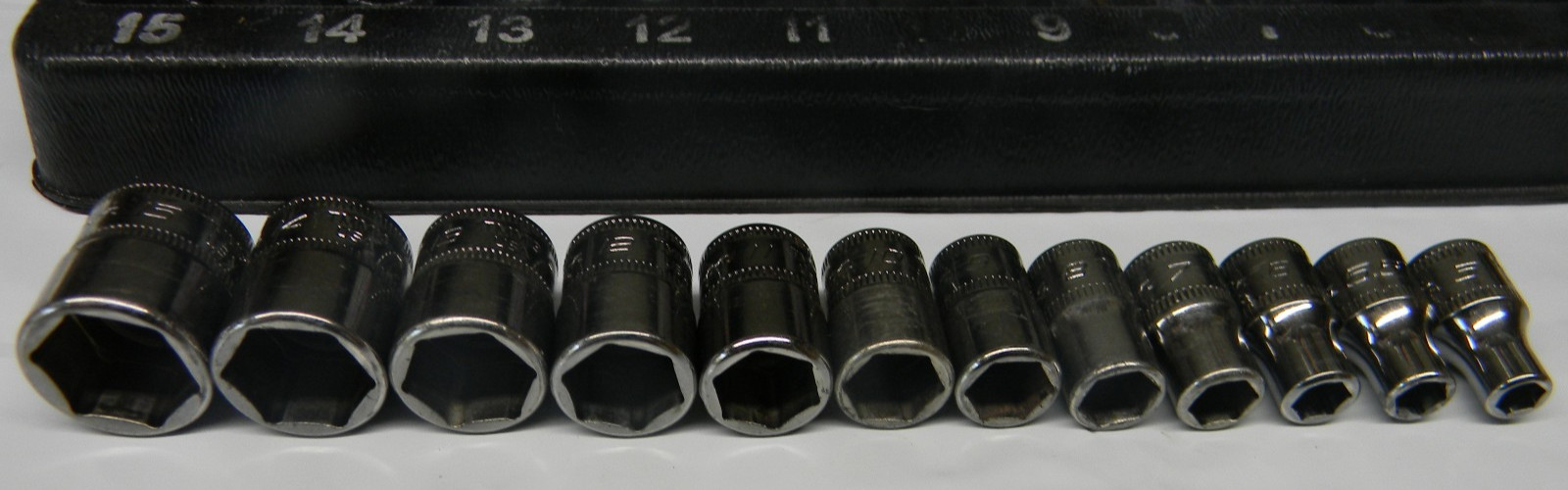 SNAP-ON 1/4″ DRIVE 12PC METRIC 6PT SHALLOW SOCKET SET 5-15MM #112TMMY