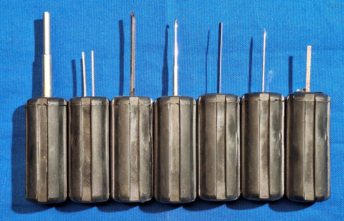 Thexton 493 / Matco 493 Terminal release 7 piece tool kit with instructions