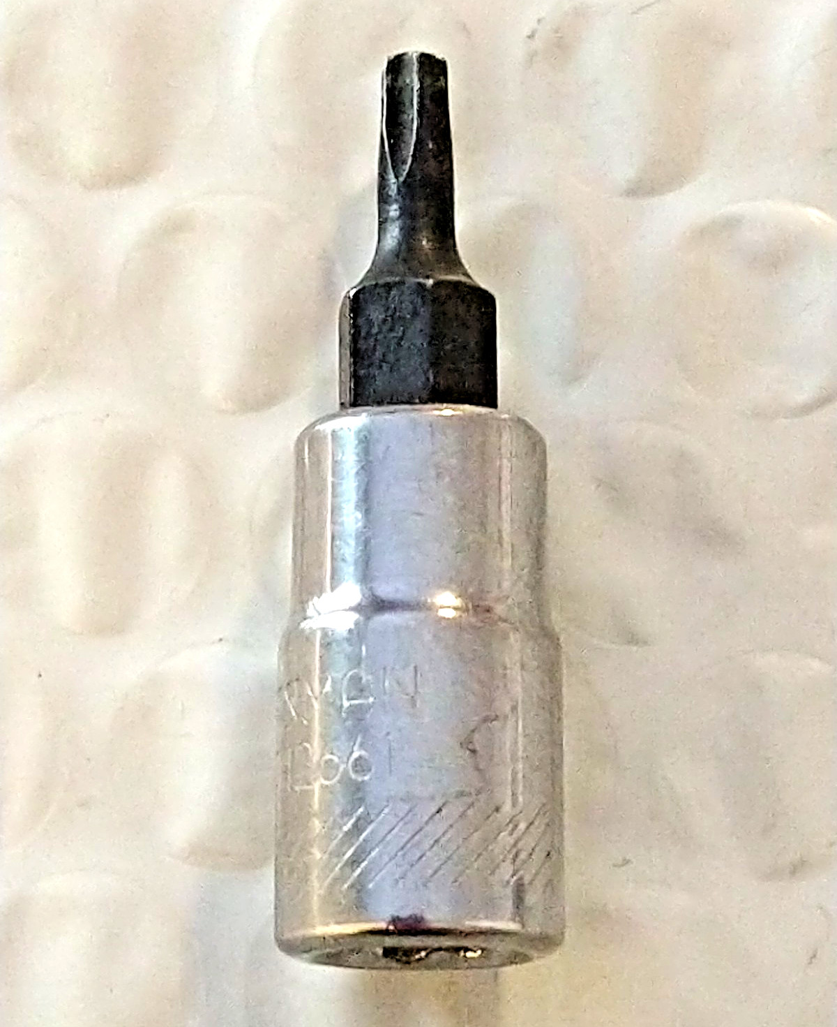 CRAFTSMAN TOOLS CMMT42661, 1/4″ SOCKET DRIVEN, T15 TORX BIT.