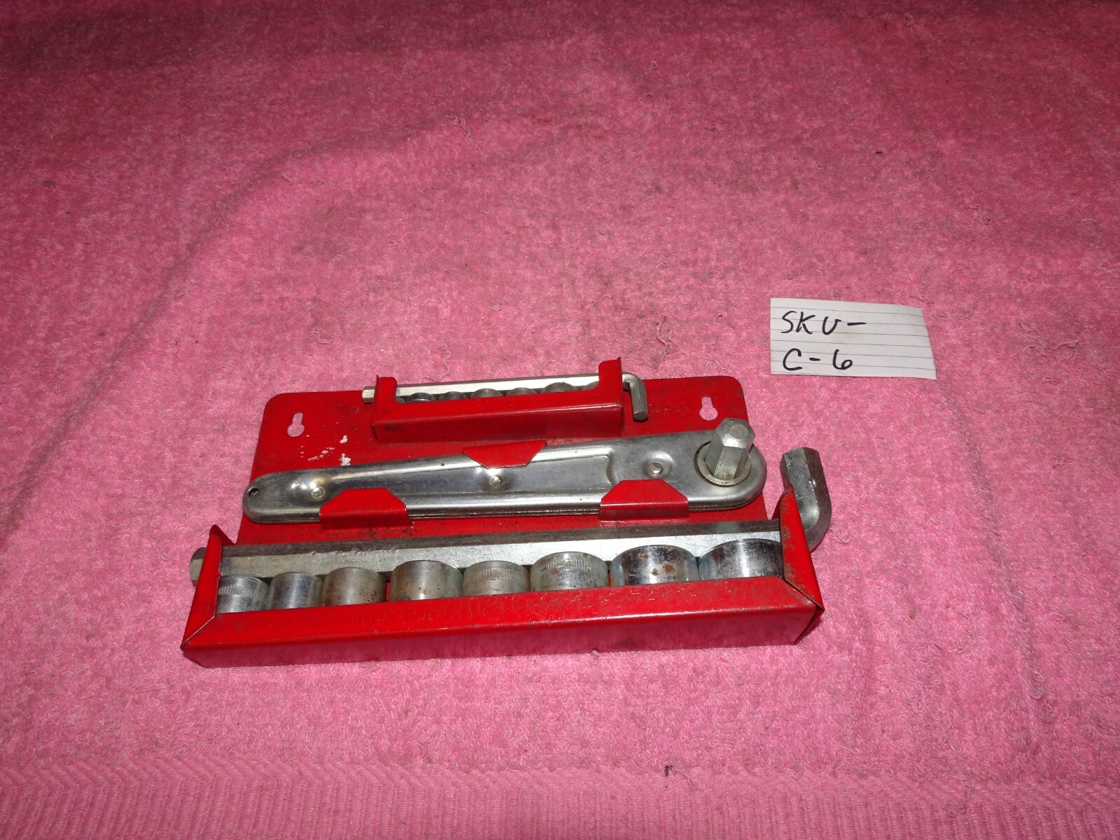Vintage MFG.Japan 17piece Socket Set w/ Hang-Up Metal Carry Tray