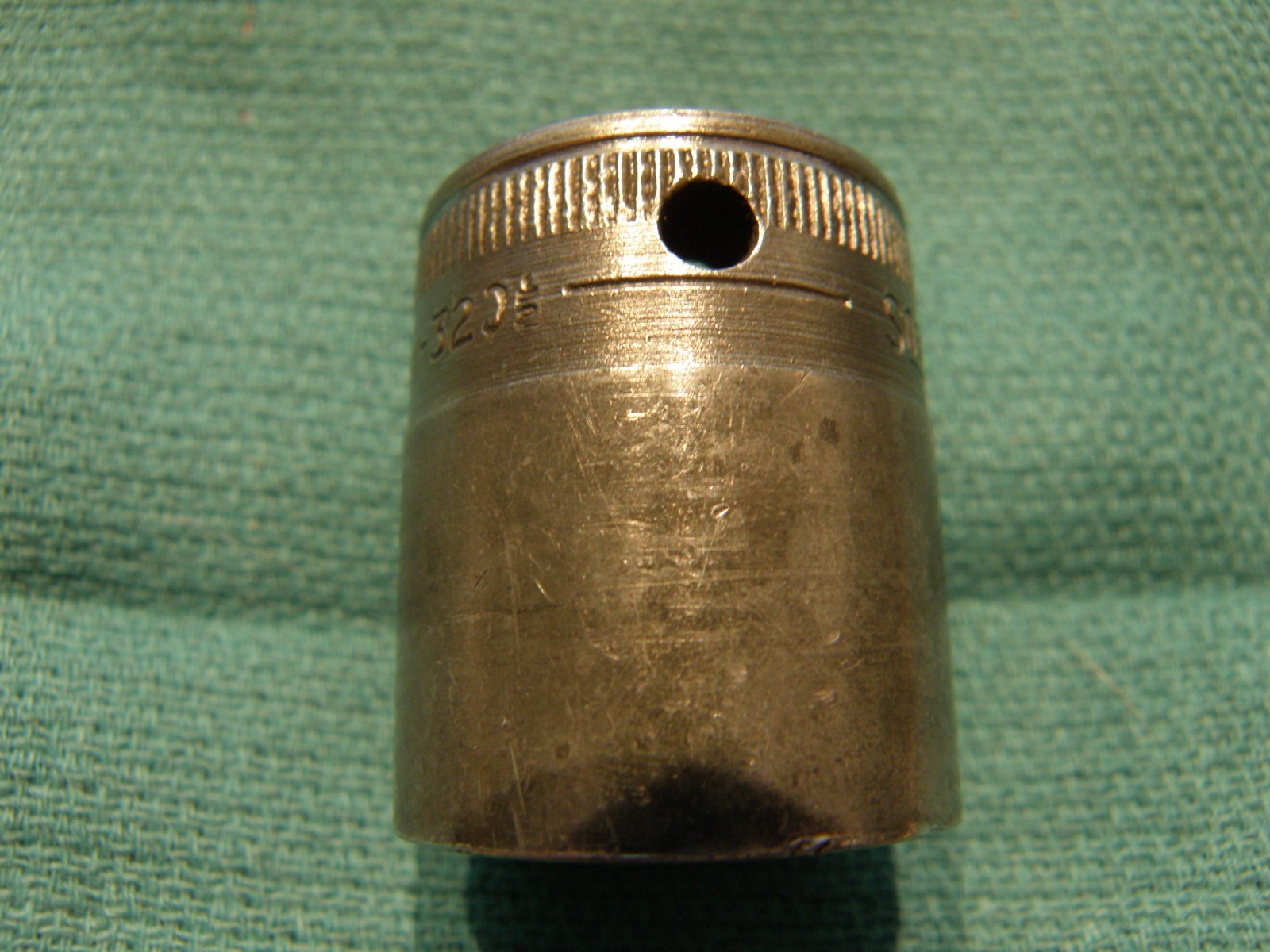 Snap-On 1/2″ Drive, 12 Point, 1″ Shallow Socket. SW320-1/2 Very Good Cond. USA.