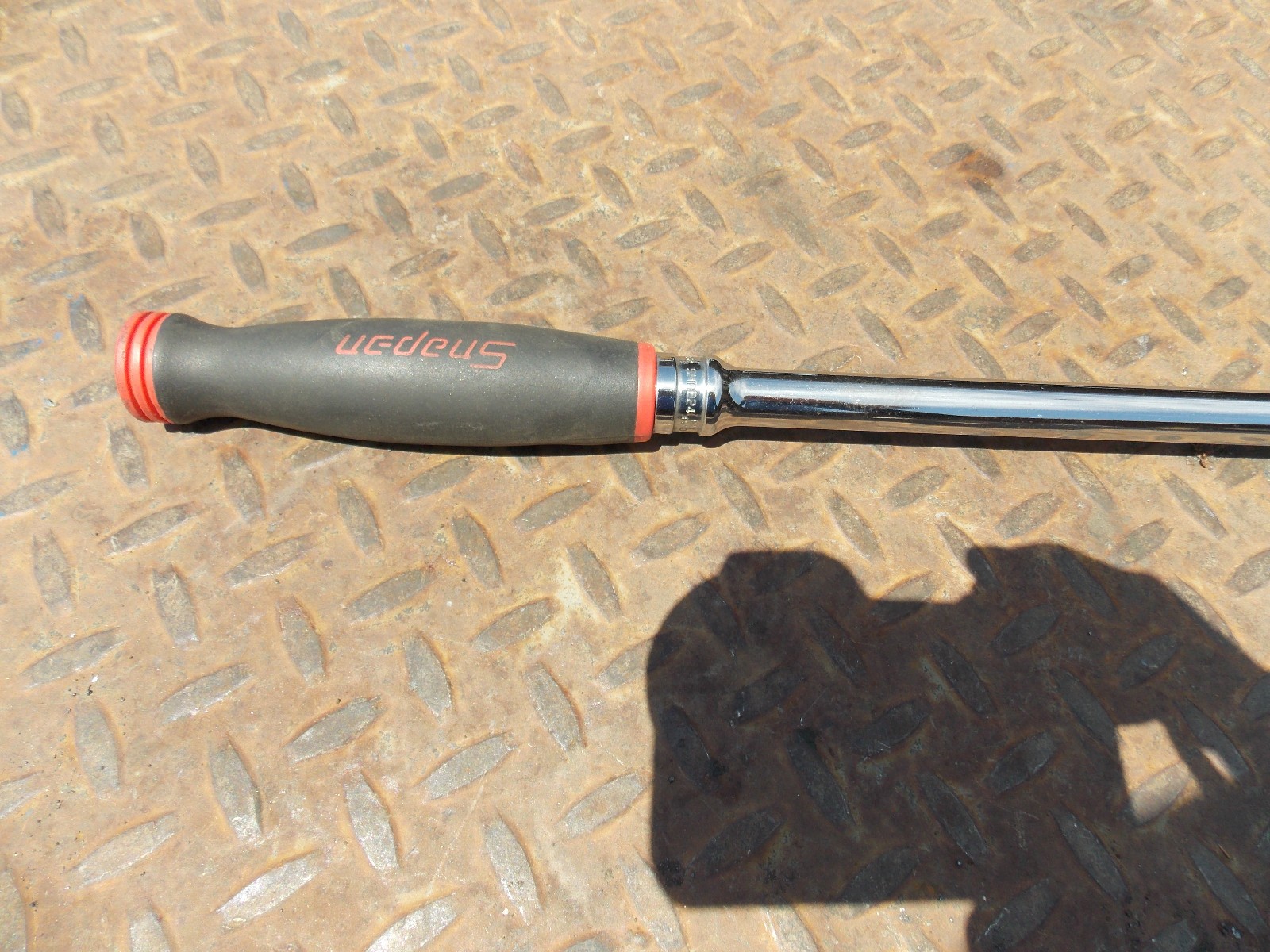 SNAP ON SHBB24 BREAKER BAR TOOL, 1/2″ drive, 24″ long overall, Soft Handle
