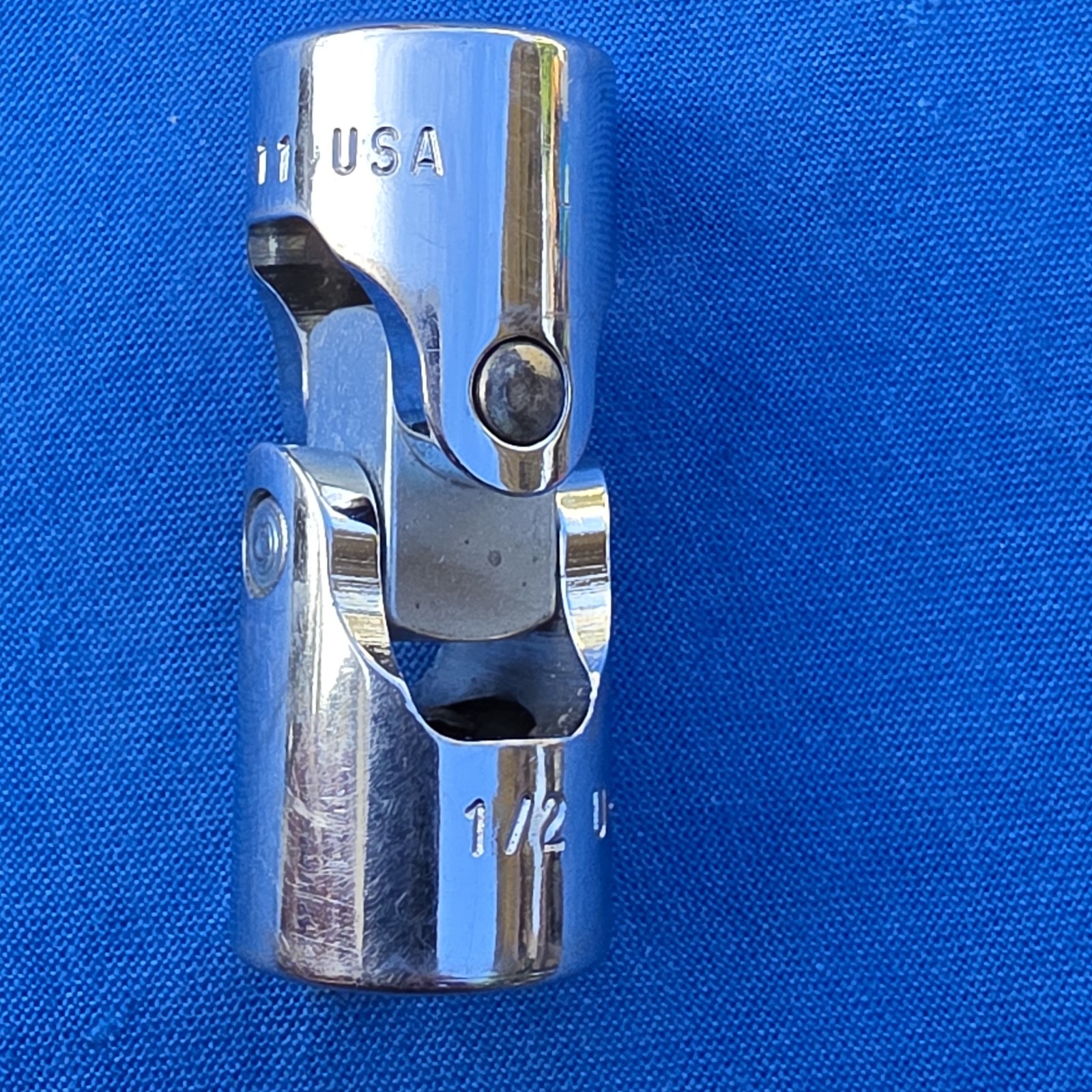 Cornwell U2116 Universal Swivel Flex Socket 3/8 Drive 12 Pt. 1/2″ USA