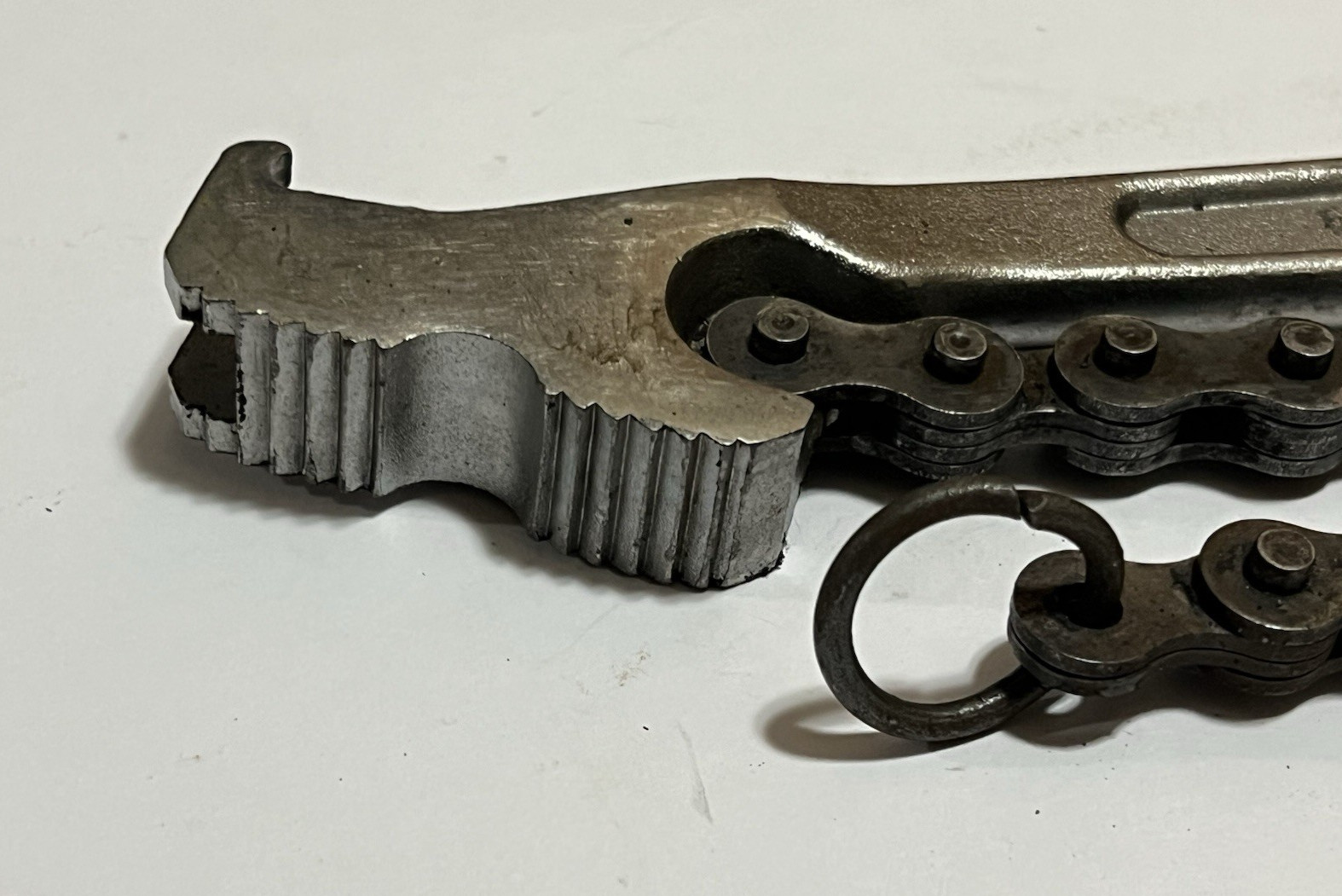 Proto 801 Chain Pipe Wrench 12″ Long with 16″ Chain Made in USA 5″ Diameter