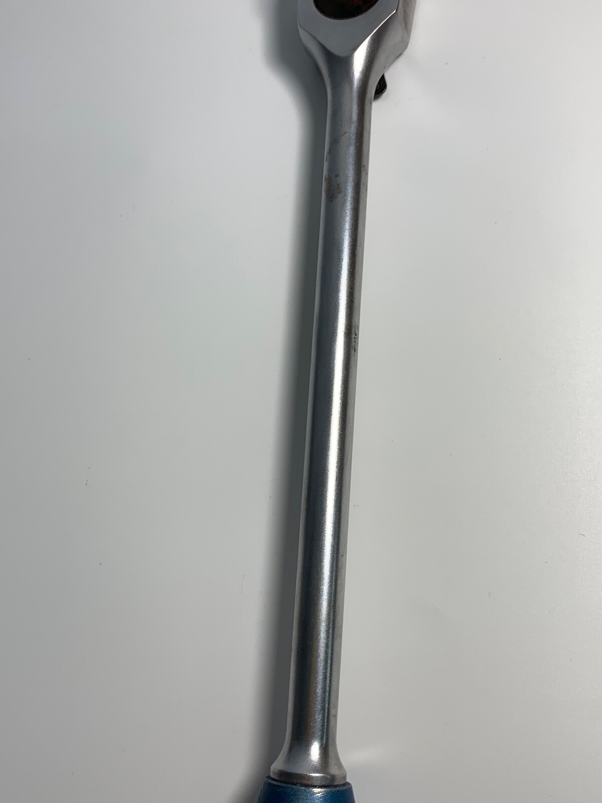 Titan Tools 12161 3/8″ Drive x 12″ Sealed Head Aluminum Handle Ratchet 90-Tooth