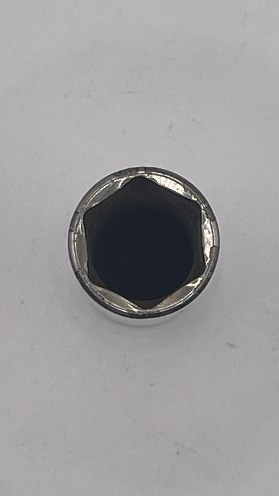 Snap-on 3/8” Drive 6pt Deep 18MM Chrome Socket SFSM18