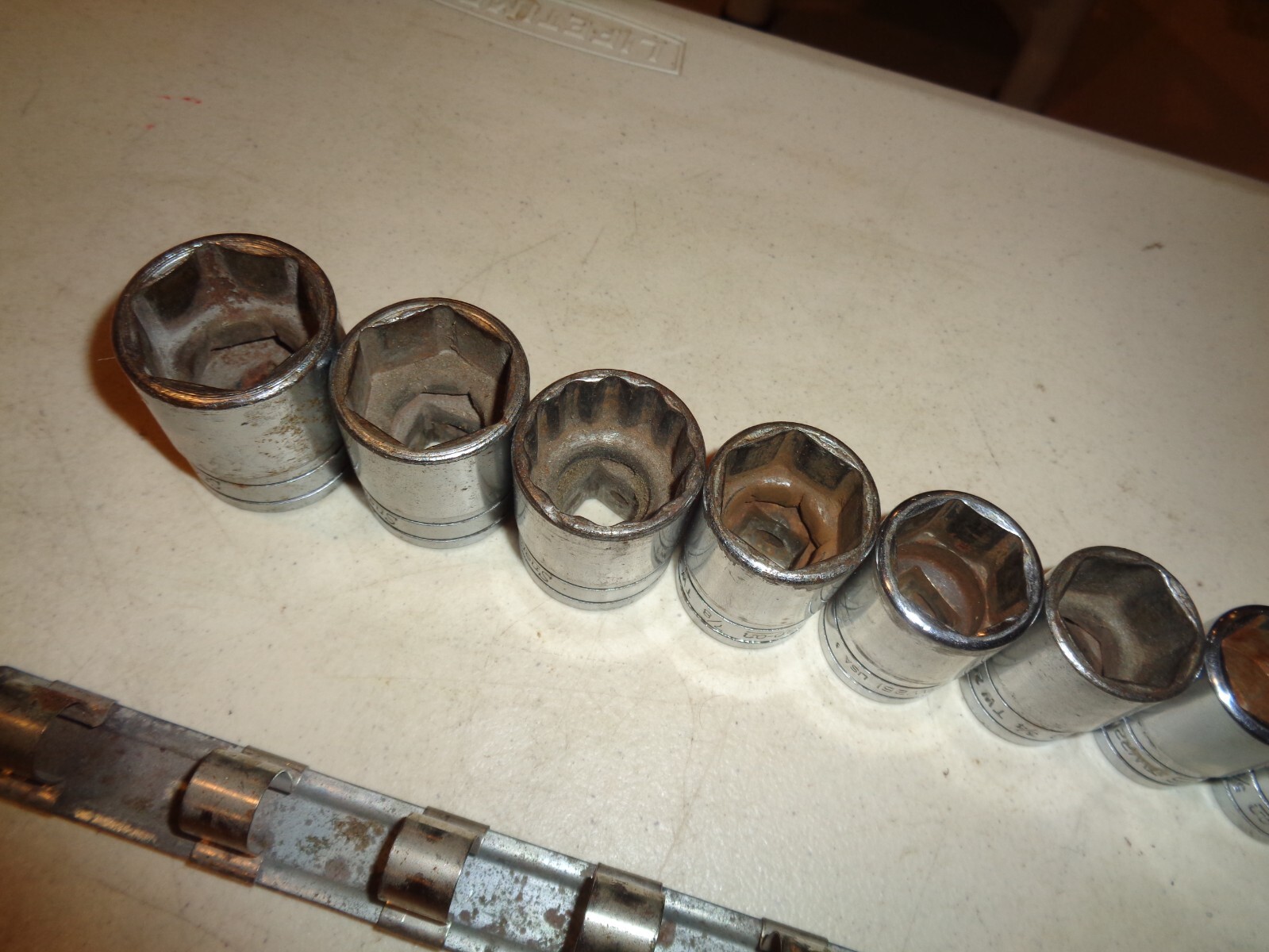 Snap-On Tool- 1/2″ Dr., 11 pc. TW Shallow Socket Set SAE, 7/16″ to 1-1 /16