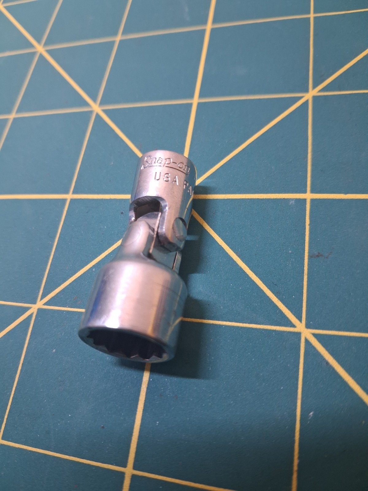 Snap-on Tools 7/16″ TMU141 1/4″ Drive 12 Point Swivel Socket Underline Logo 🇺🇸