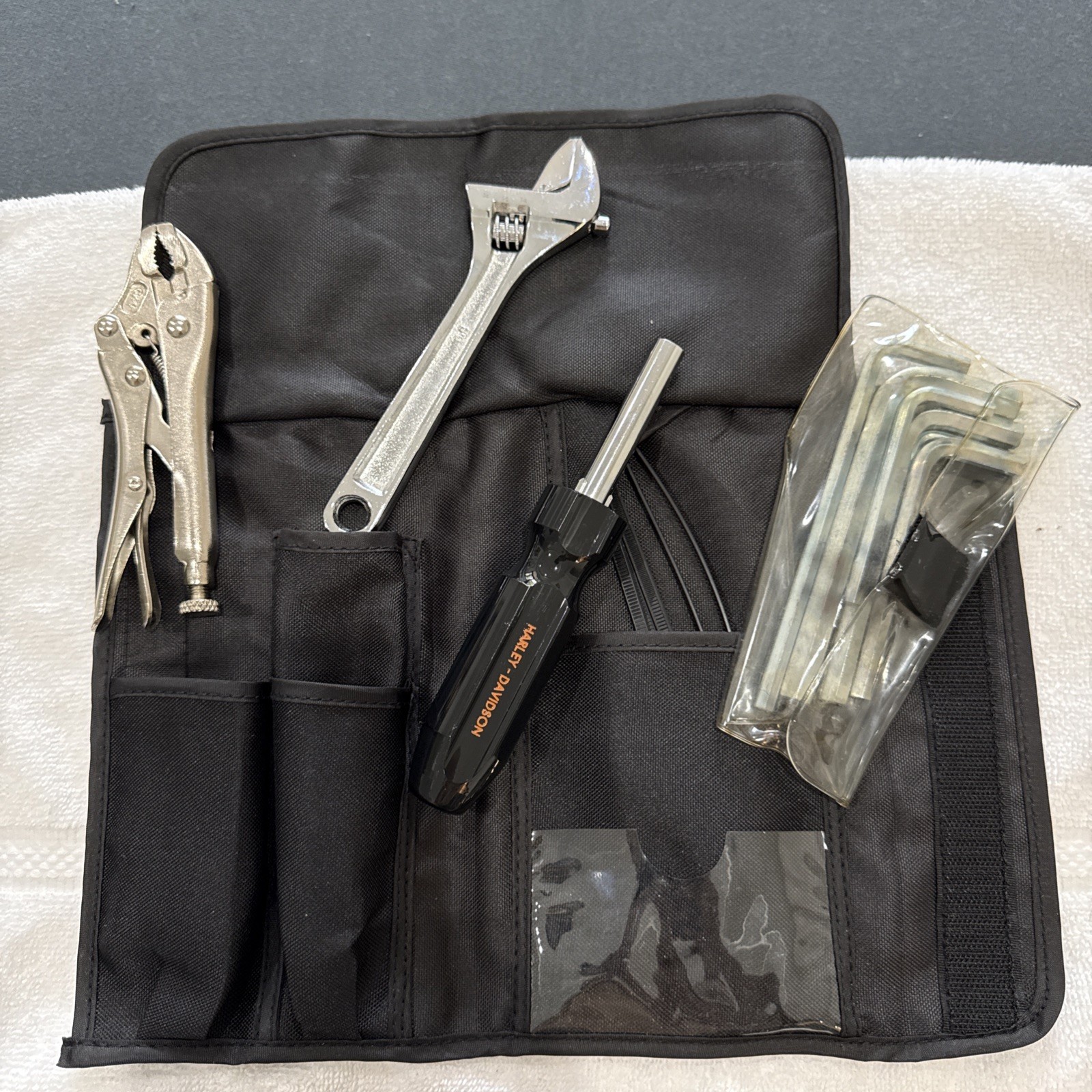 Harley Davidson Genuine Portable Roll Bag Tool Set Kit Black NEW