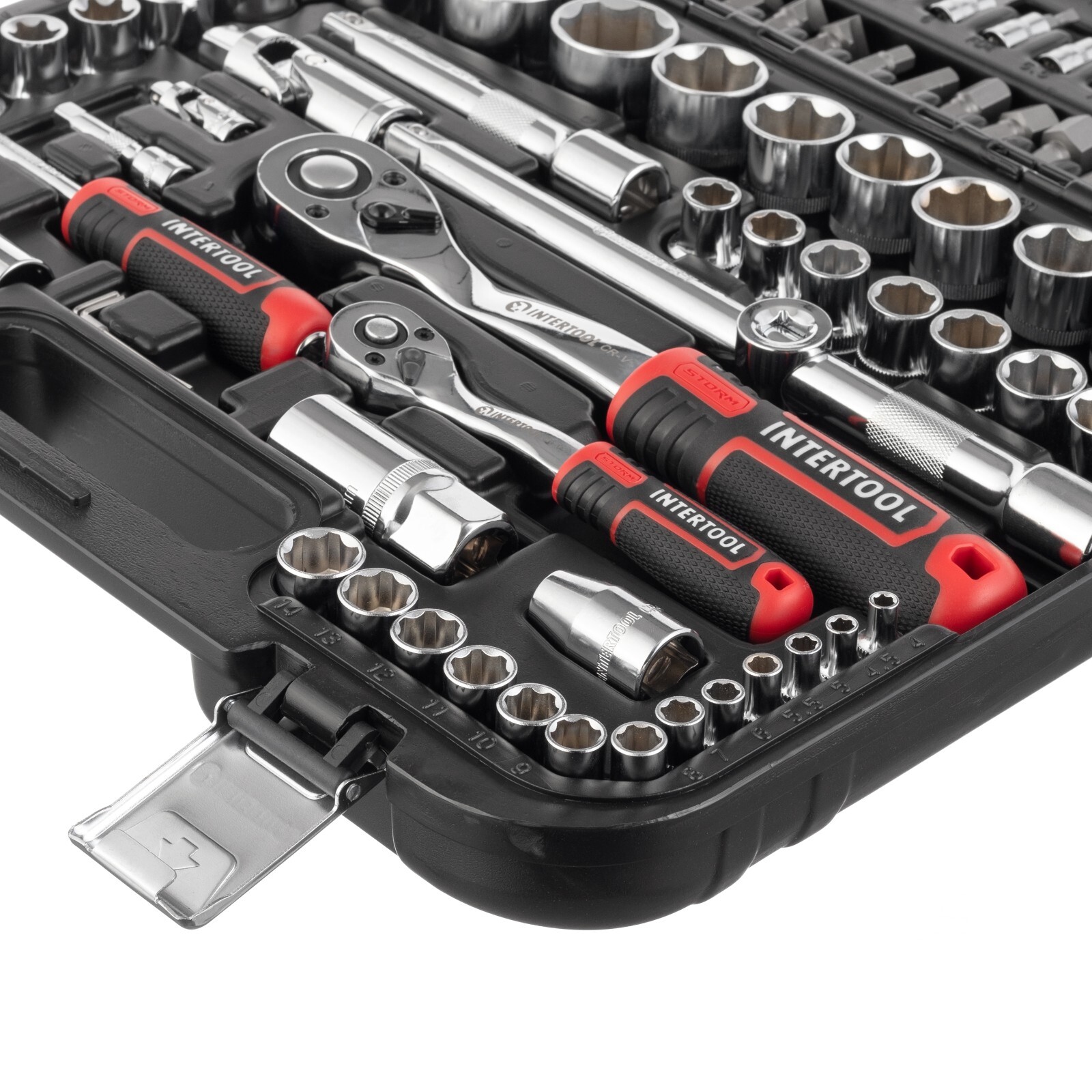 INTERTOOL 110pc Ratchet Socket Wrench and Bit Set ET08-8110