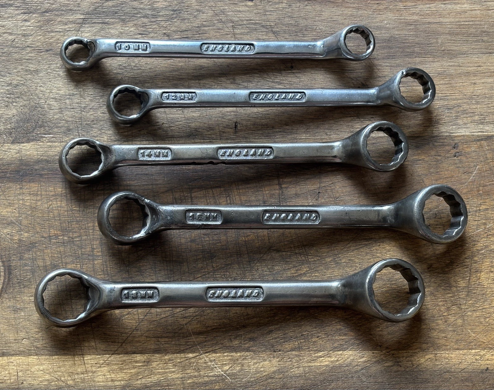 HALFORDS – set of 5 metric – 10mm to 19mm – short reach cranked ring Spanners