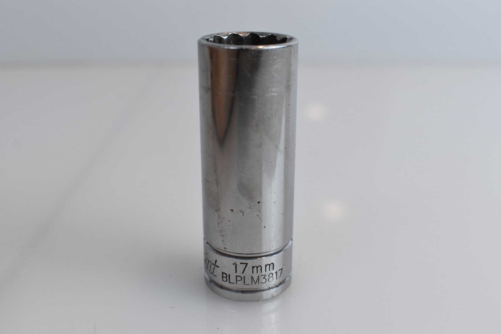 Blue Point Tools BLPLM3817 17mm Metric Deep Socket 3/8″ Drive 12 Point Chrome