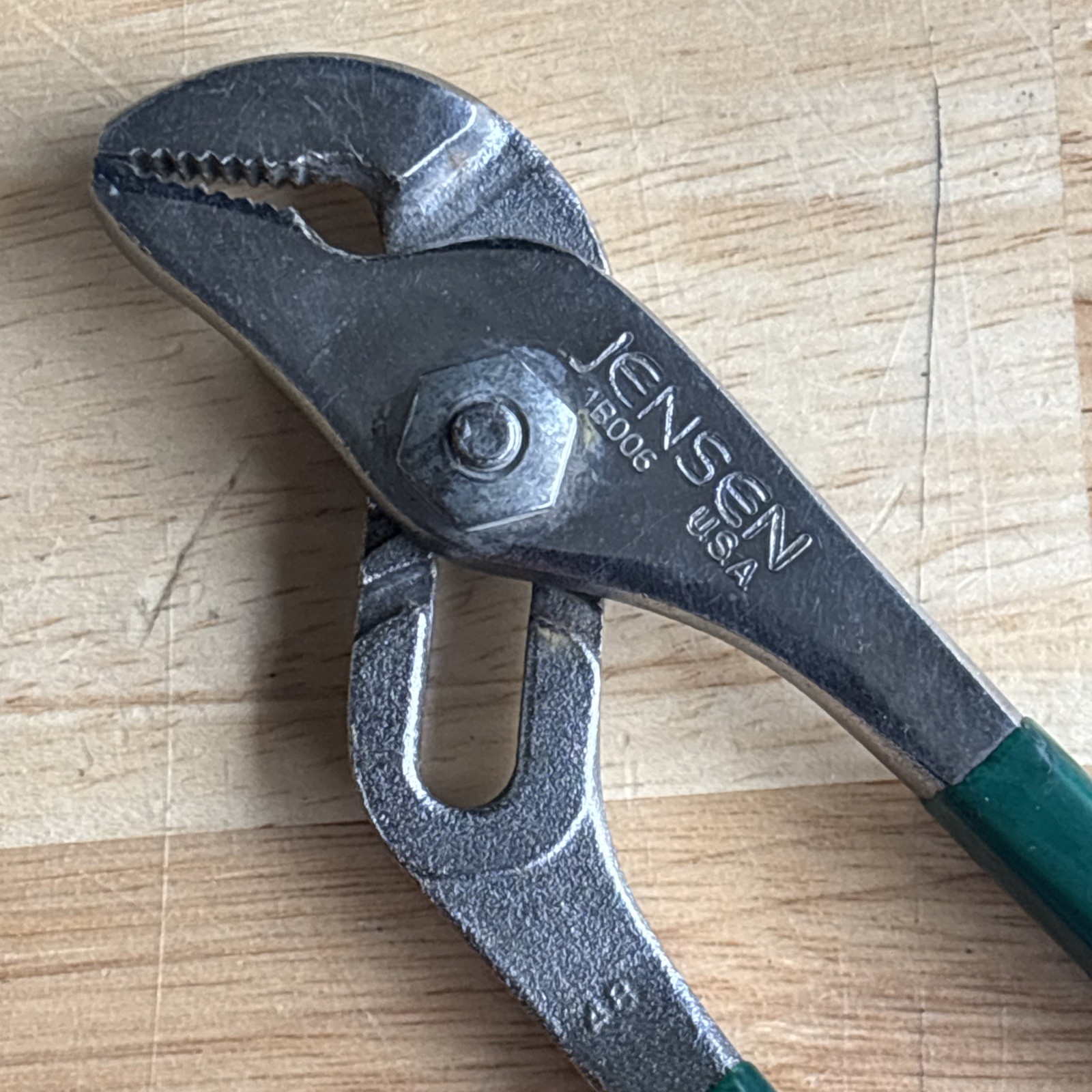 Jensen 6.5″ Slip Joint Pliers Tongue and Groove Green Handle 18006 USA