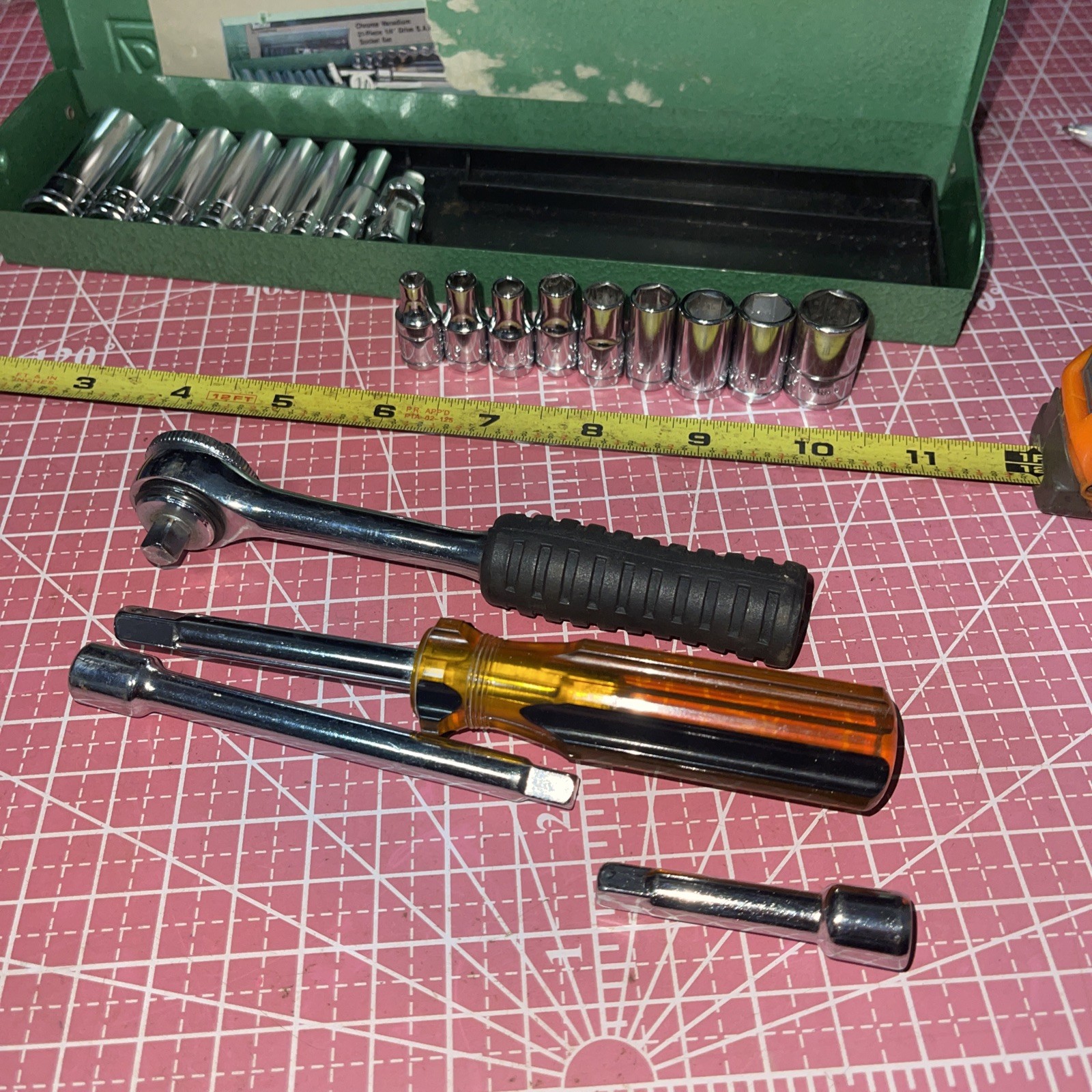 Buffalo 21 Piece 1/4 Drive SAE 6 Point Deep & Standard Socket Set Vintage Case