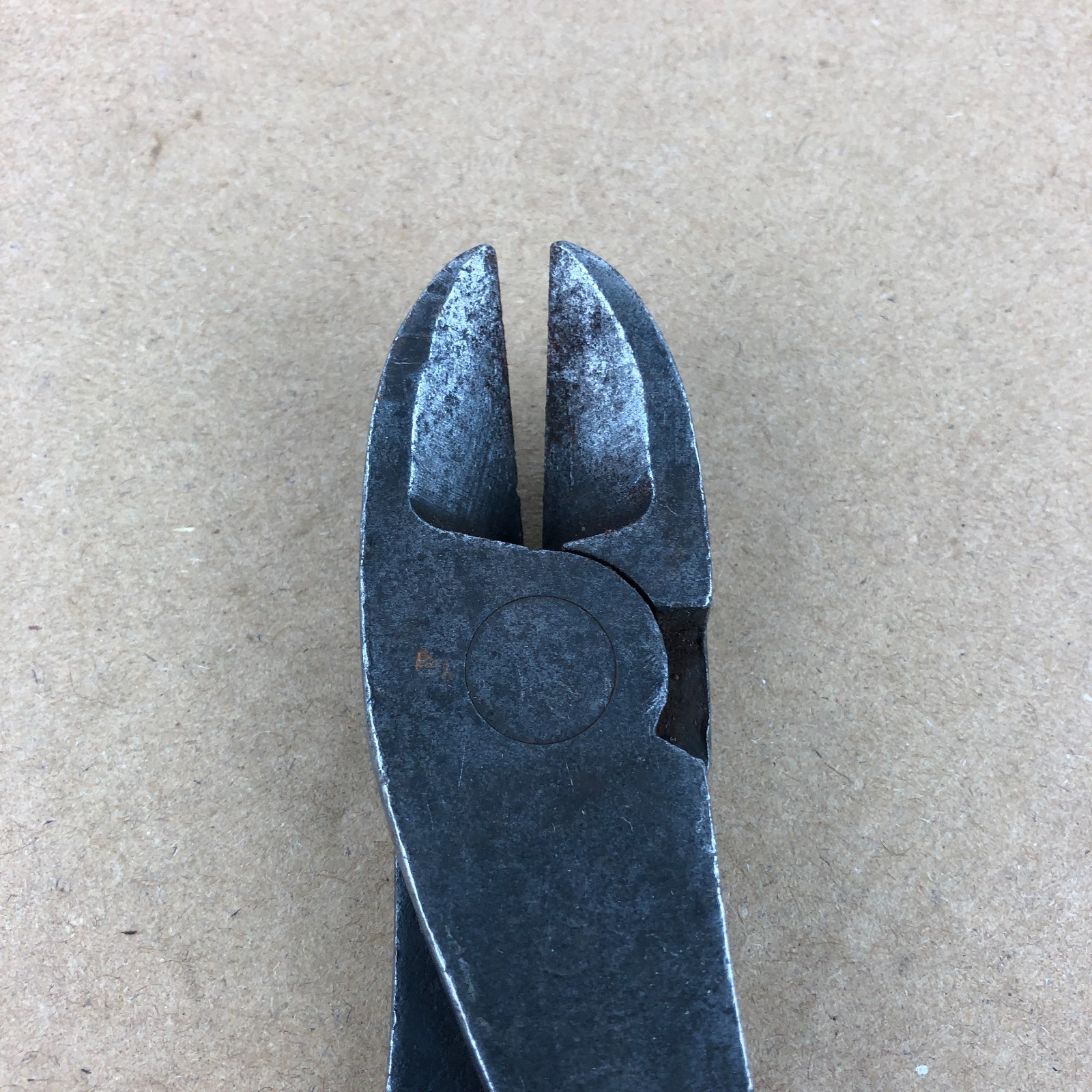 Mac Tools M447G 7.75″ Long Curved Head Diagonal Cutting Cutter Pliers USA